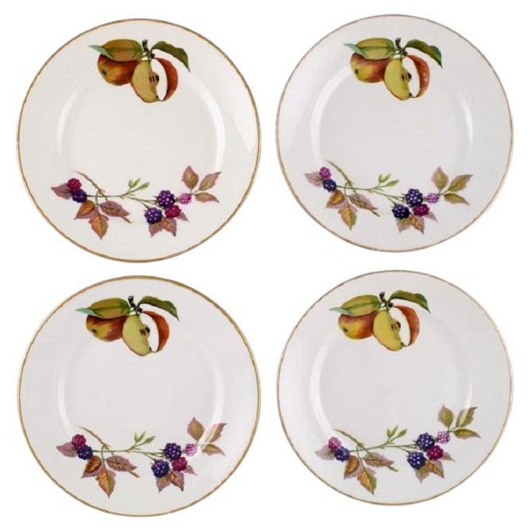 Royal Worcester, England, Four Evesham Plates in Porcelain, 1960s For Sale  at 1stDibs