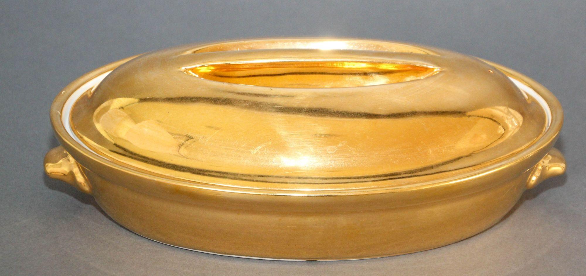 Victorien Soupière à couvercle ovale en or lustré Royal Worster, Angleterre en vente