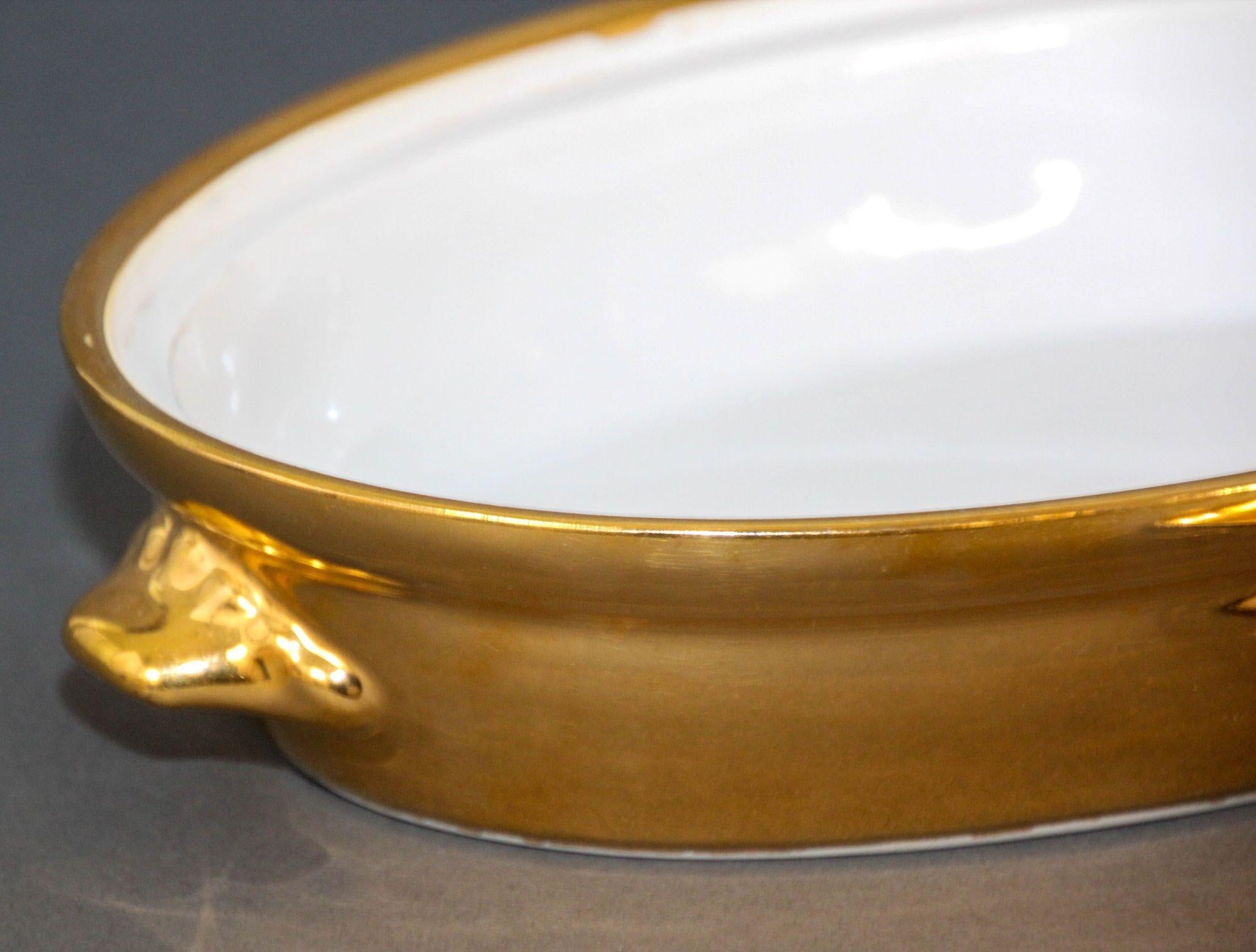 ROYAL WORCESTER England Oval Lidded Tureen Lustre Gold In Good Condition For Sale In North Hollywood, CA