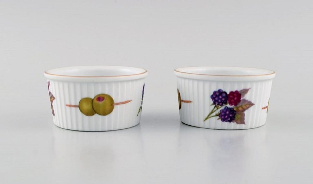Royal Worcester, Inglaterra, Siete piezas de porcelana de Evesham, años 60 en Excelente estado para la venta en Copenhagen, DK