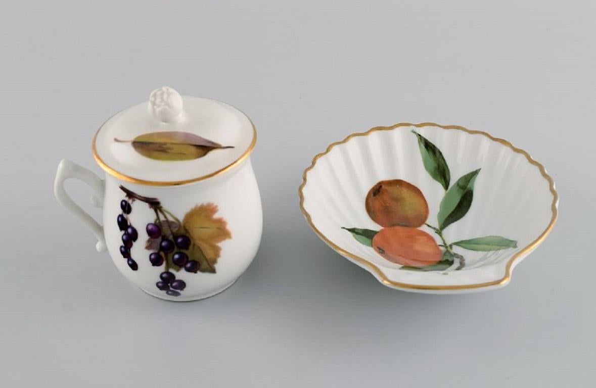Late 20th Century Royal Worcester, England, Six Pieces of Evesham Porcelain Decorated with Fruits For Sale