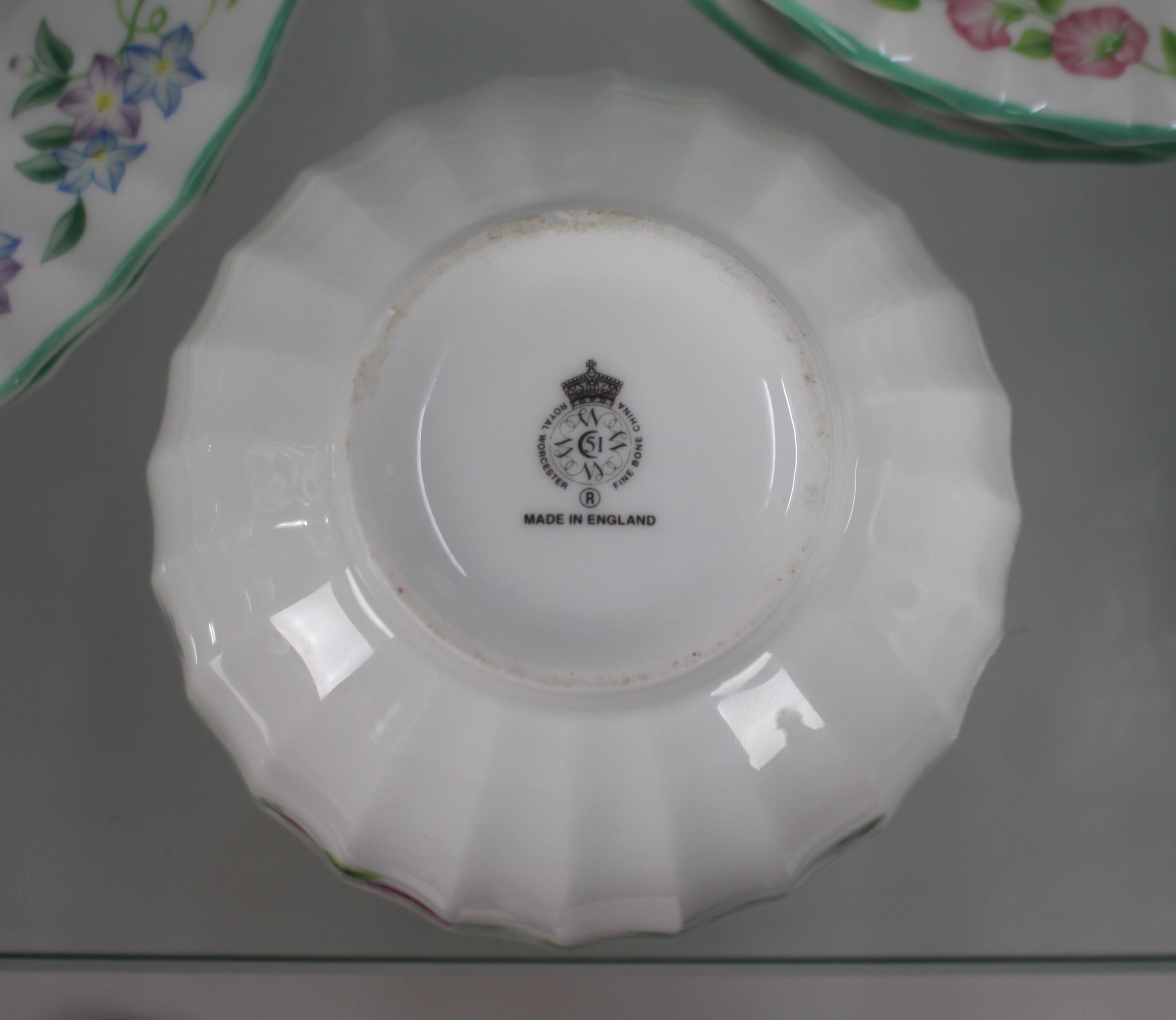 Service de table de jardin anglais Royal Worcester en vente 4