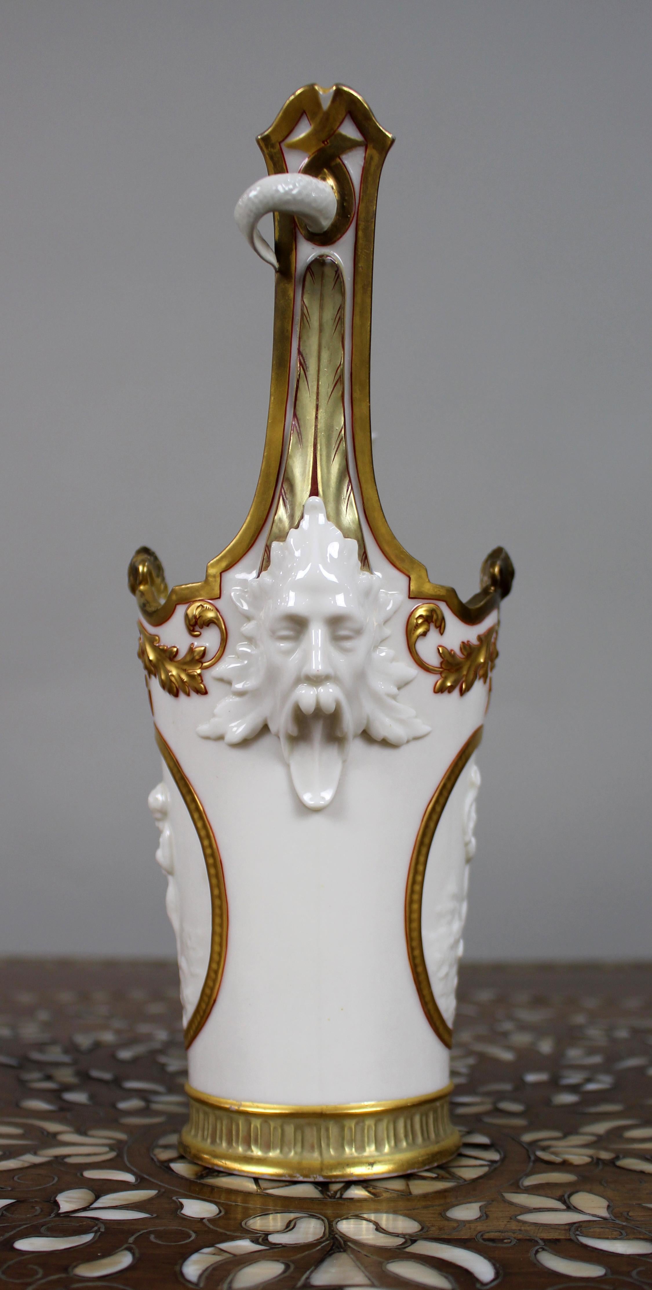 British Royal Worcester Exhibition Vase – Retailed by A.B. Daniell & Son, 1884 For Sale