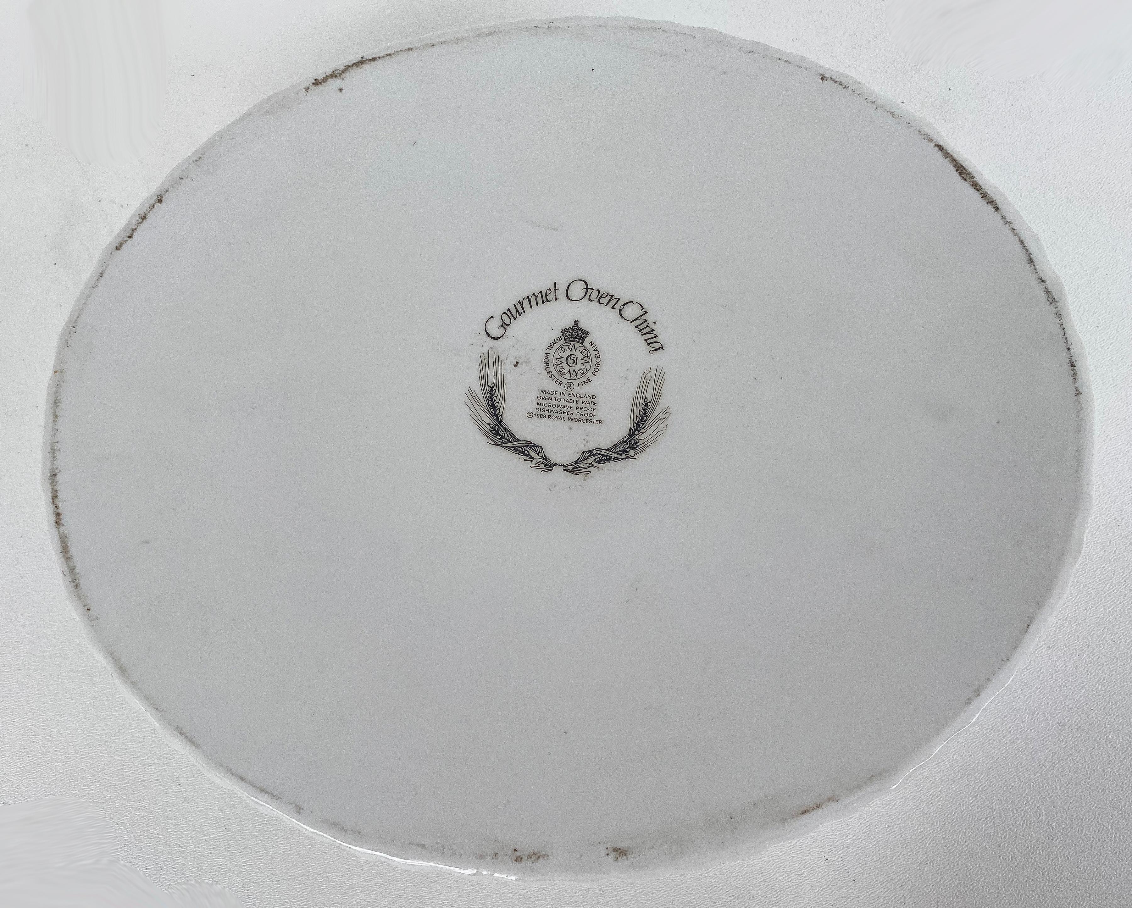 Plat à casserole couvert en porcelaine fine de Royal Worcester, Angleterre 2
