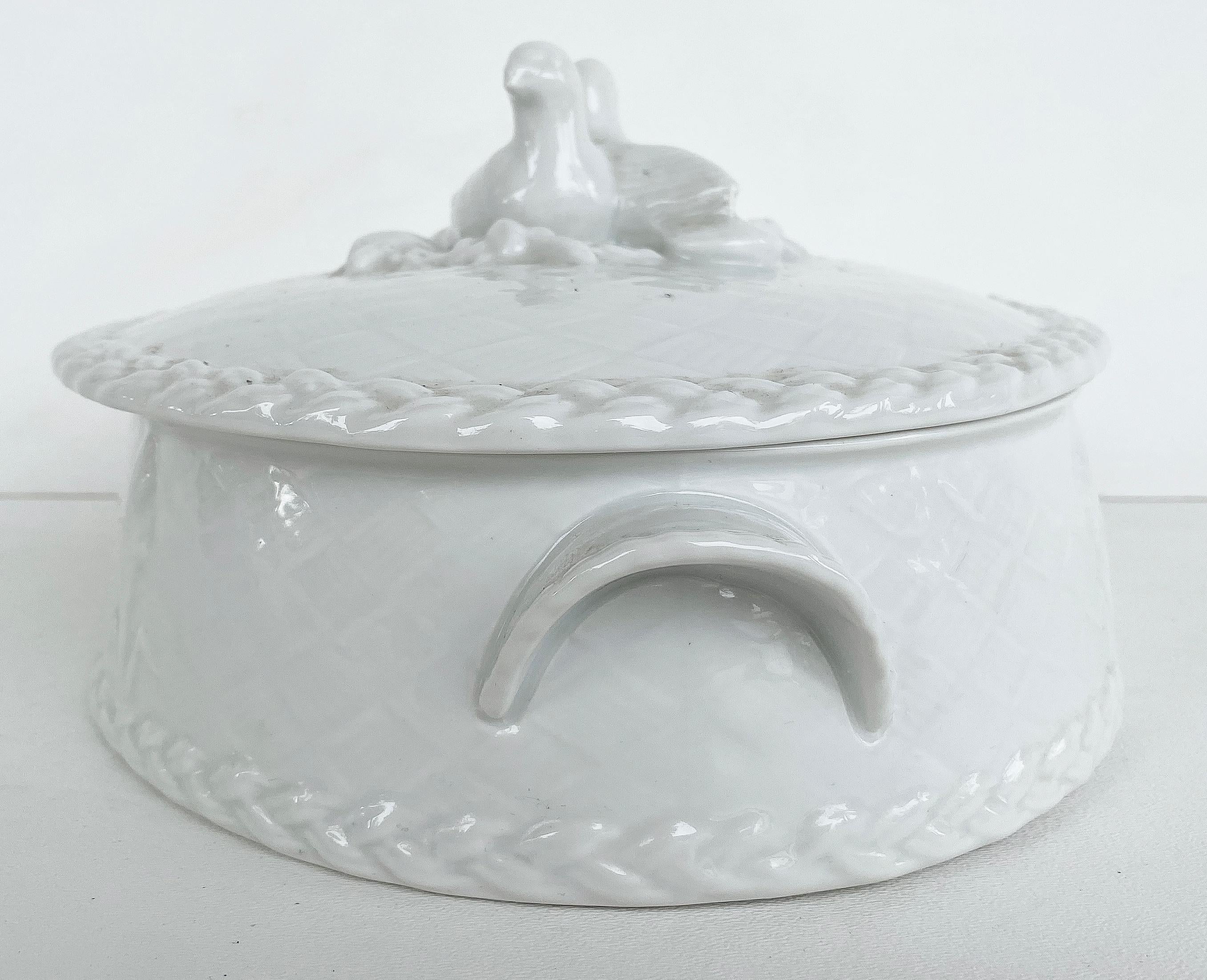 Plat à casserole couvert en porcelaine fine de Royal Worcester, Angleterre 4