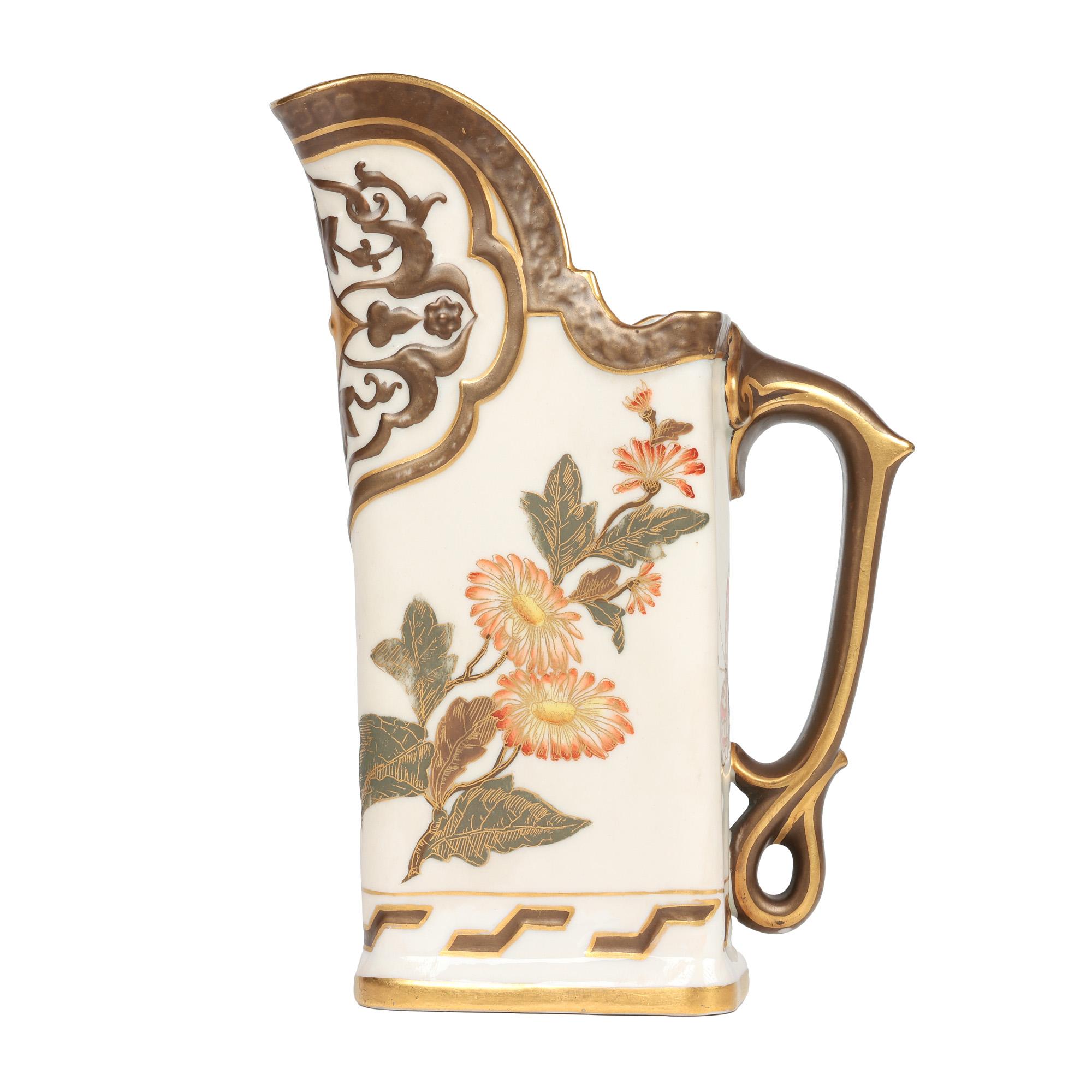 Late 19th Century Royal Worcester for USA Market Aesthetic Movement Floral Triangular Jug For Sale