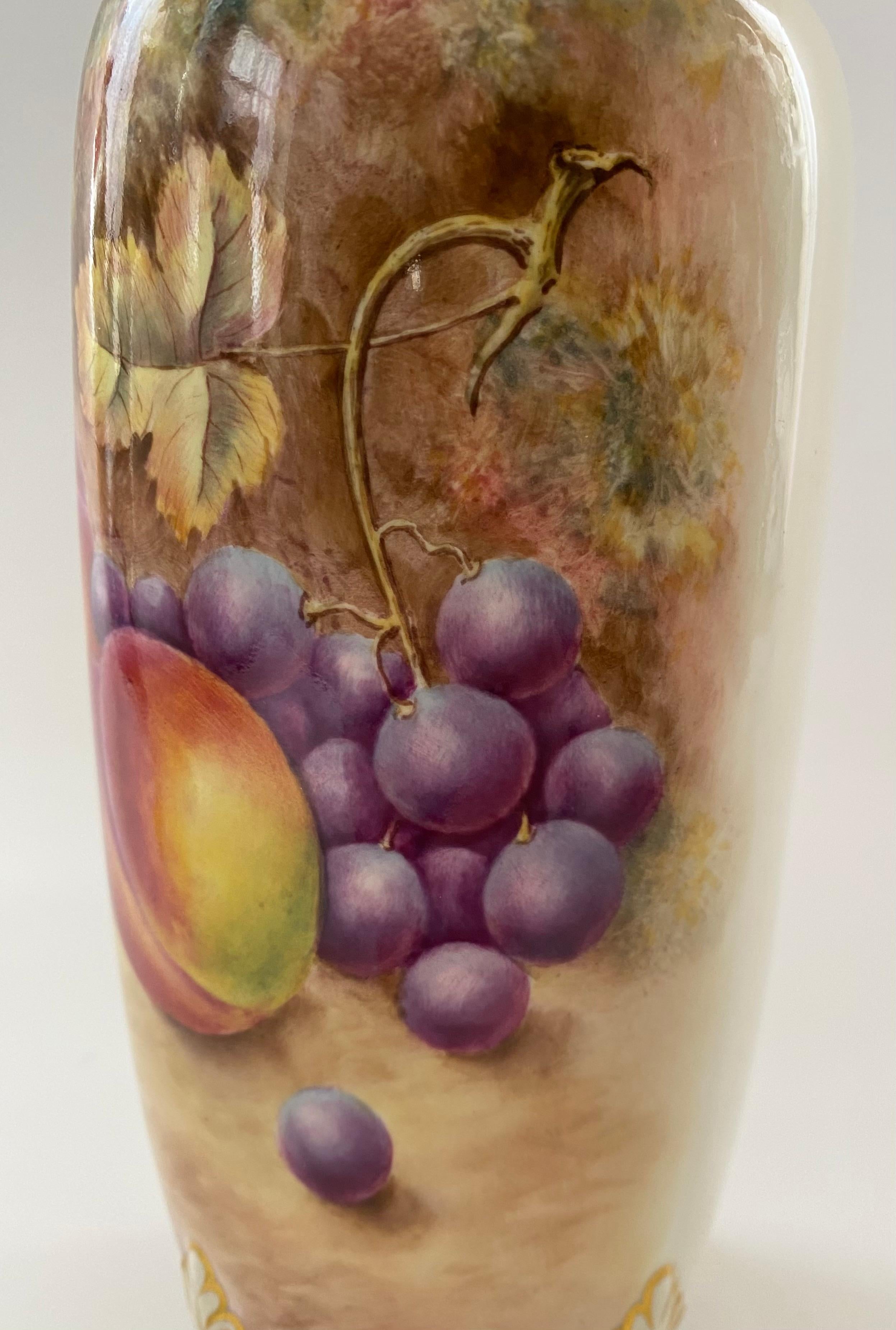 Royal Worcester Fruit vases, signed David J. Scyner. For Sale 3