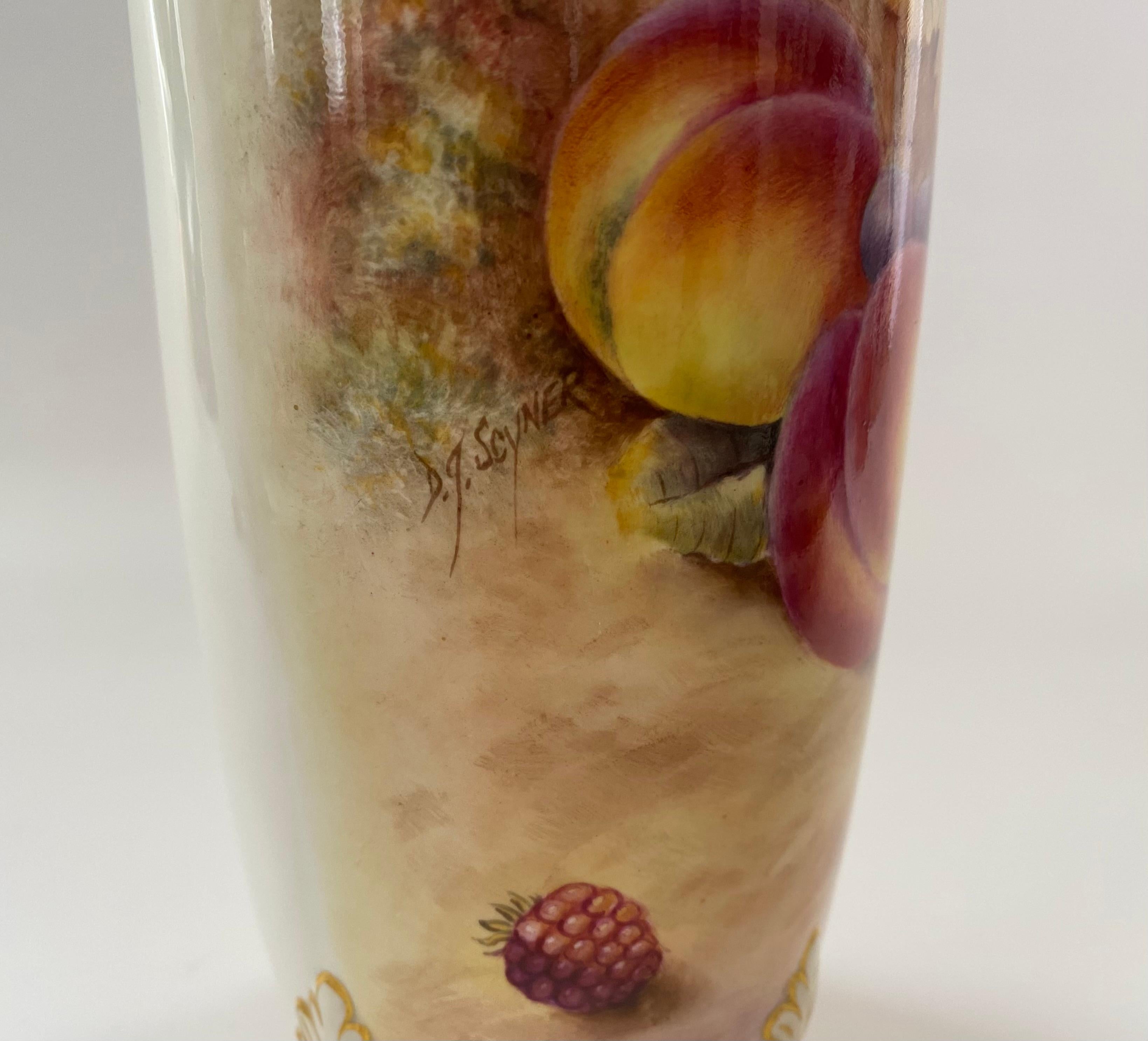 Royal Worcester Fruit vases, signed David J. Scyner. For Sale 4
