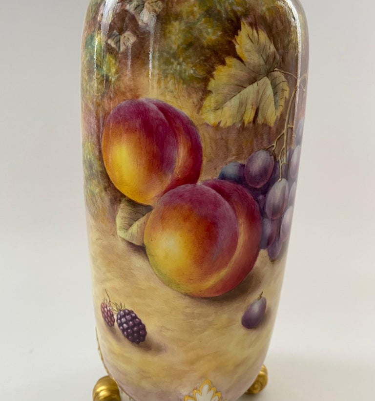 Royal Worcester Fruit vases, signed David J. Scyner. For Sale at