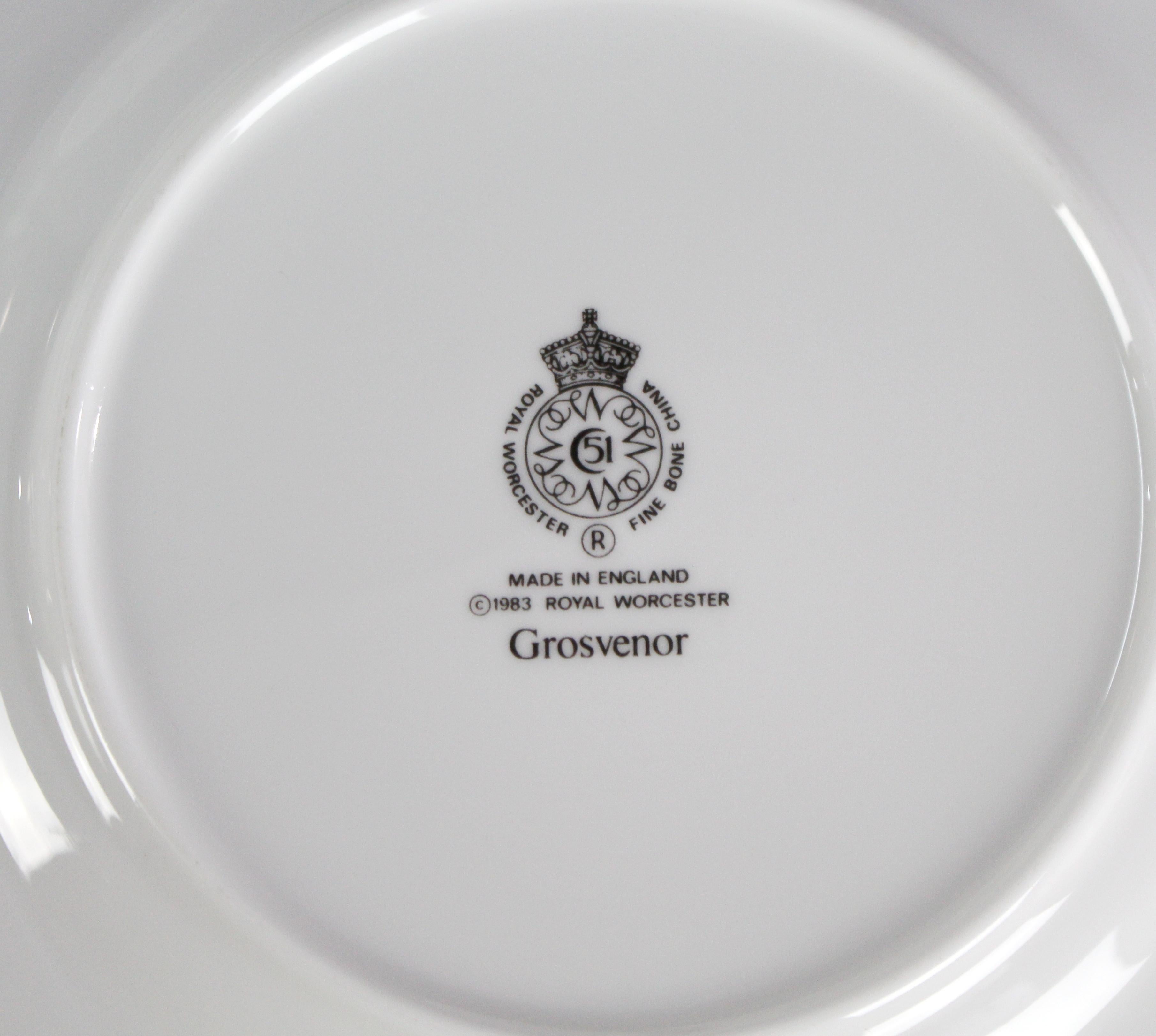 Royal Worcester Grosvenor 8 Place Dinner Service For Sale 4