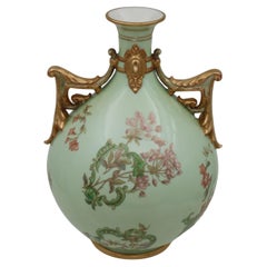 Royal Worcester, handbemalte und vergoldete Vase mit zwei Henkeln