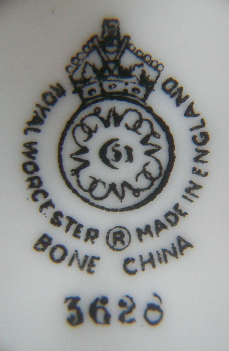 royal-worcester-hand-painted-bone-china-leaf-plate-u-k-mid-20th