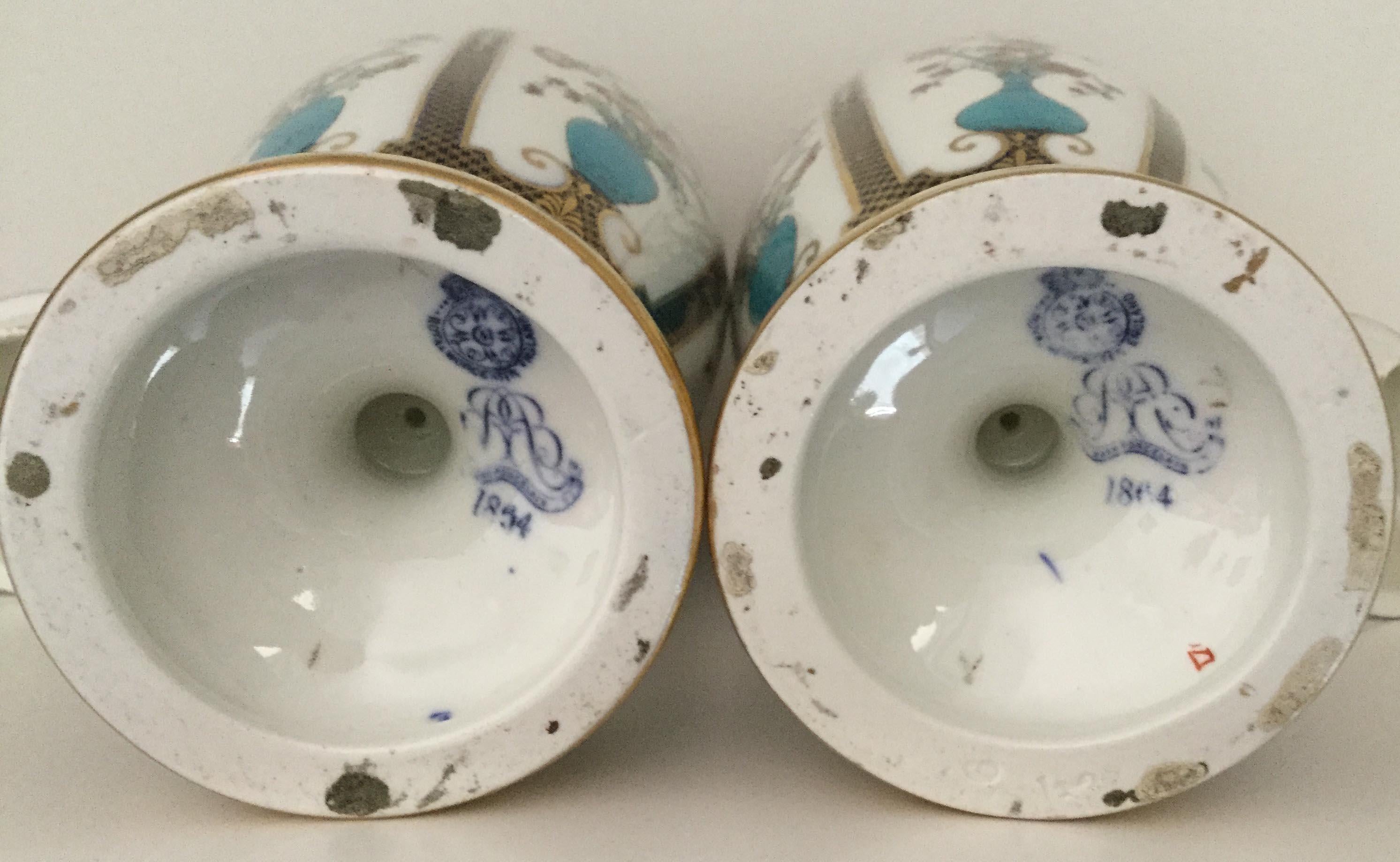 Paar japanische Royal Worcester-Vasen im japanischen Stil, datiert 1896-1897 im Angebot 3