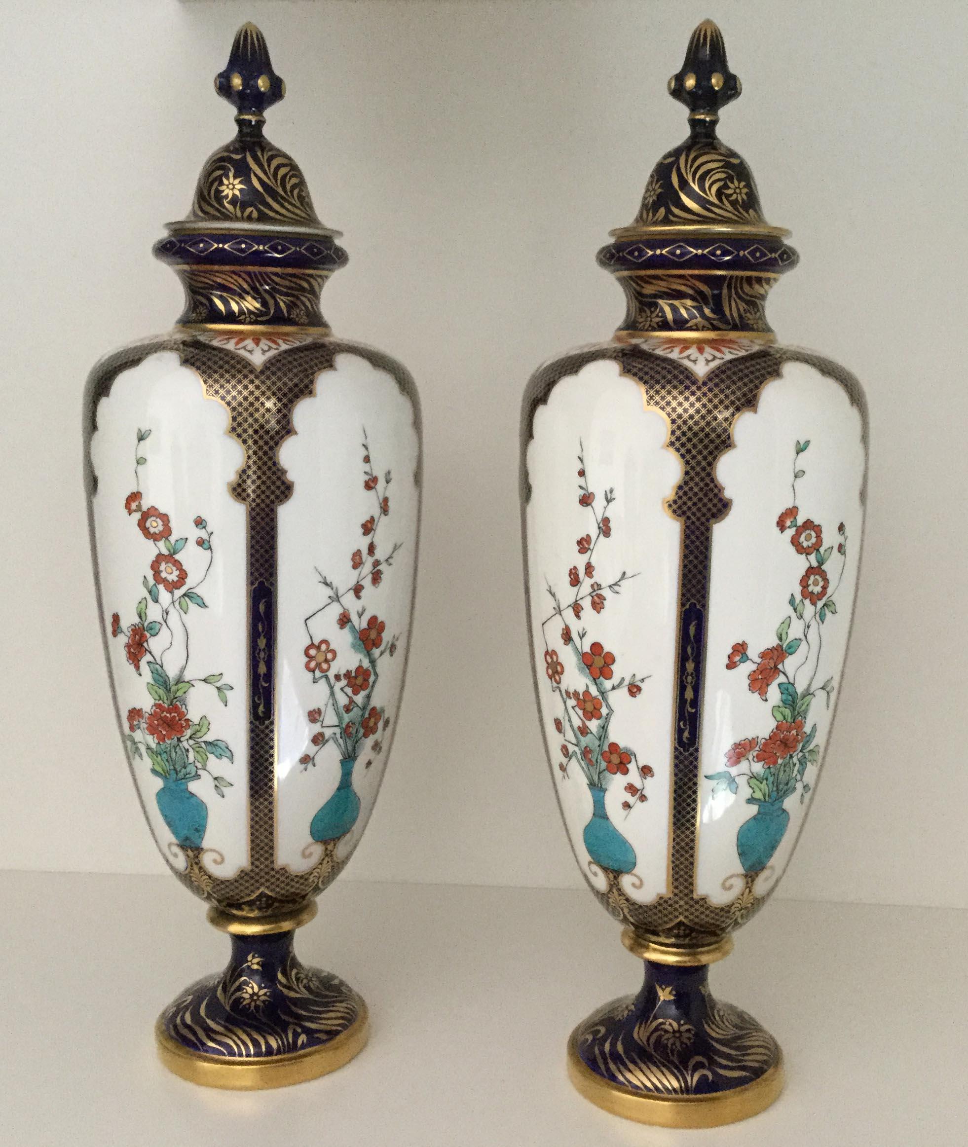 Japonisme Pair of Royal Worcester Japonesque Vases, Dated 1896-1897 For Sale