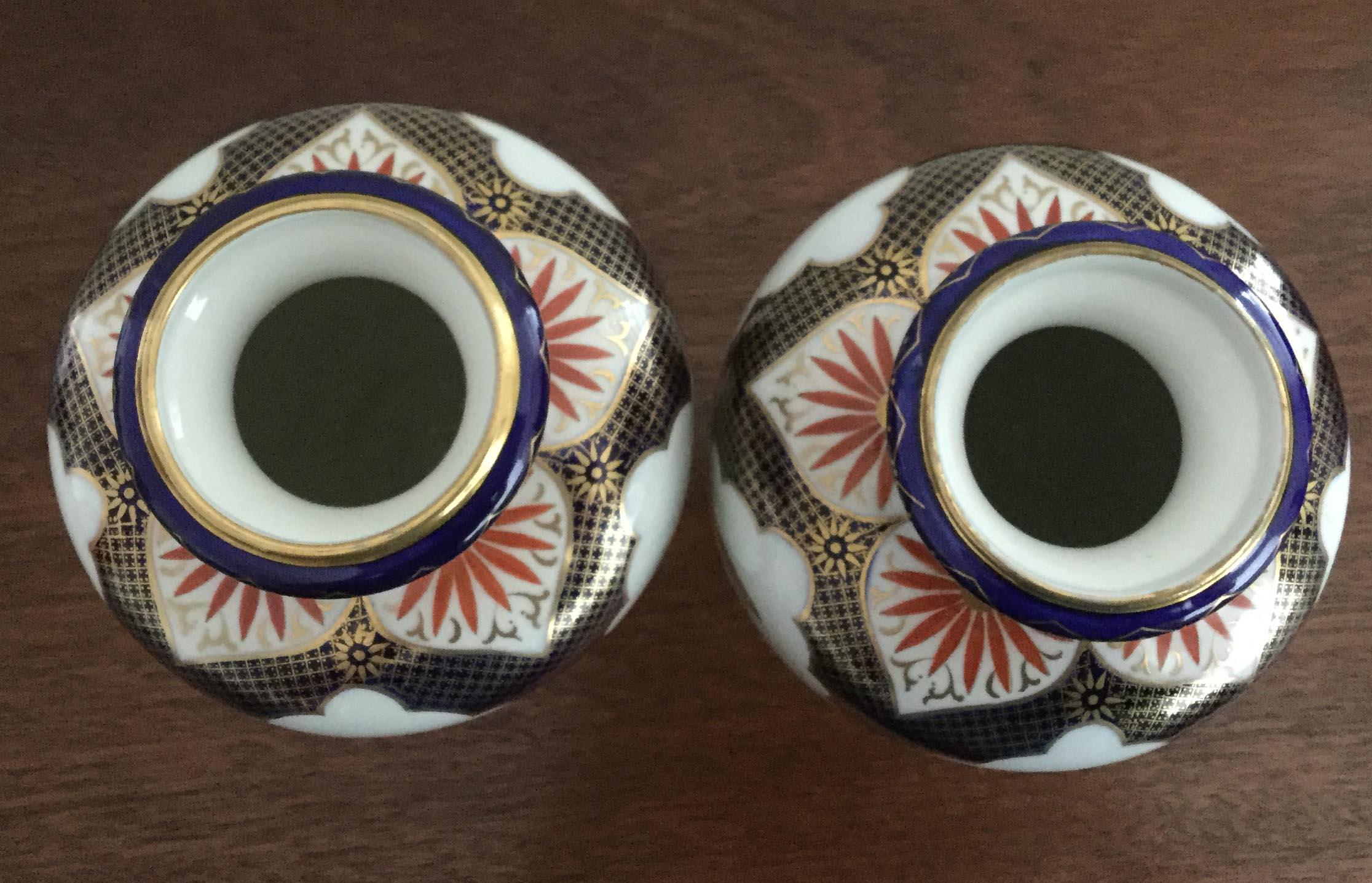 Pair of Royal Worcester Japonesque Vases, Dated 1896-1897 In Good Condition For Sale In Melbourne, Victoria