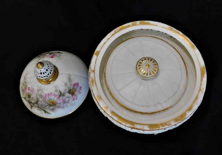 Royal Worcester Lidded Potpourri Porcelain Jar with Lid and Cover For