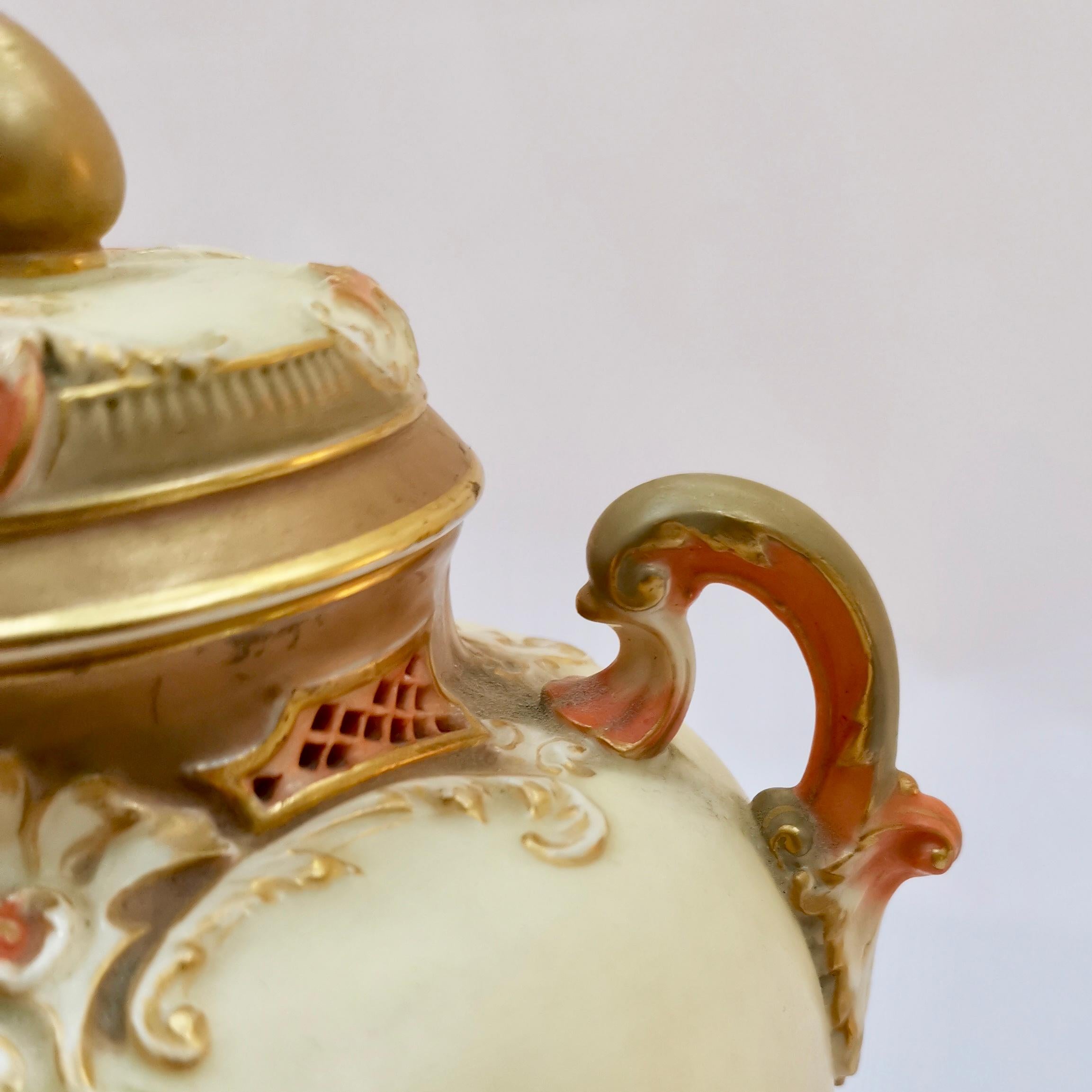 Royal Worcester Lidded Potpourri Pot, Blush Ivory, 1914 2