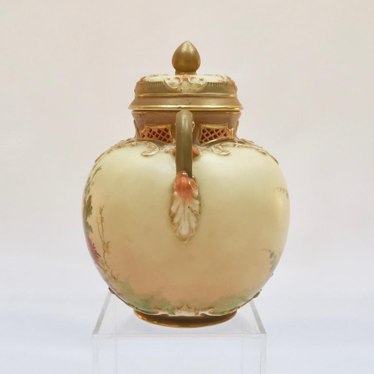 Royal Worcester Lidded Potpourri Pot, Blush Ivory, 1914 at 1stDibs