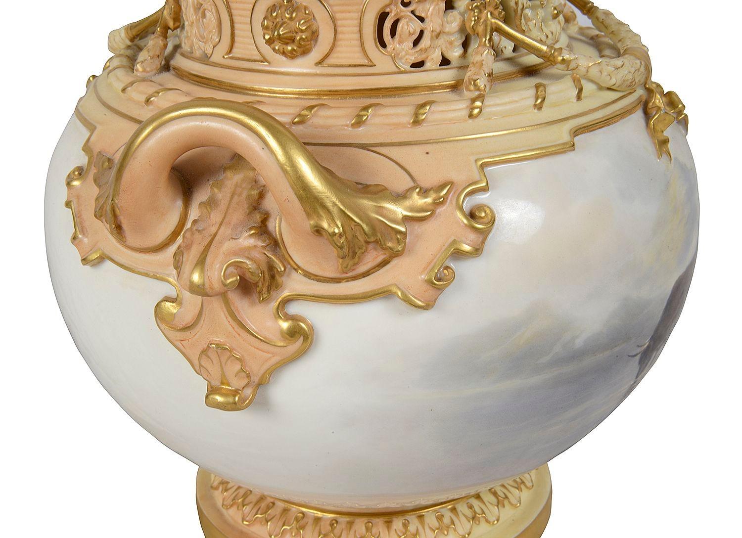 Royal Worcester-Vase mit Deckel, signiert John Stinton. im Zustand „Gut“ im Angebot in Brighton, Sussex