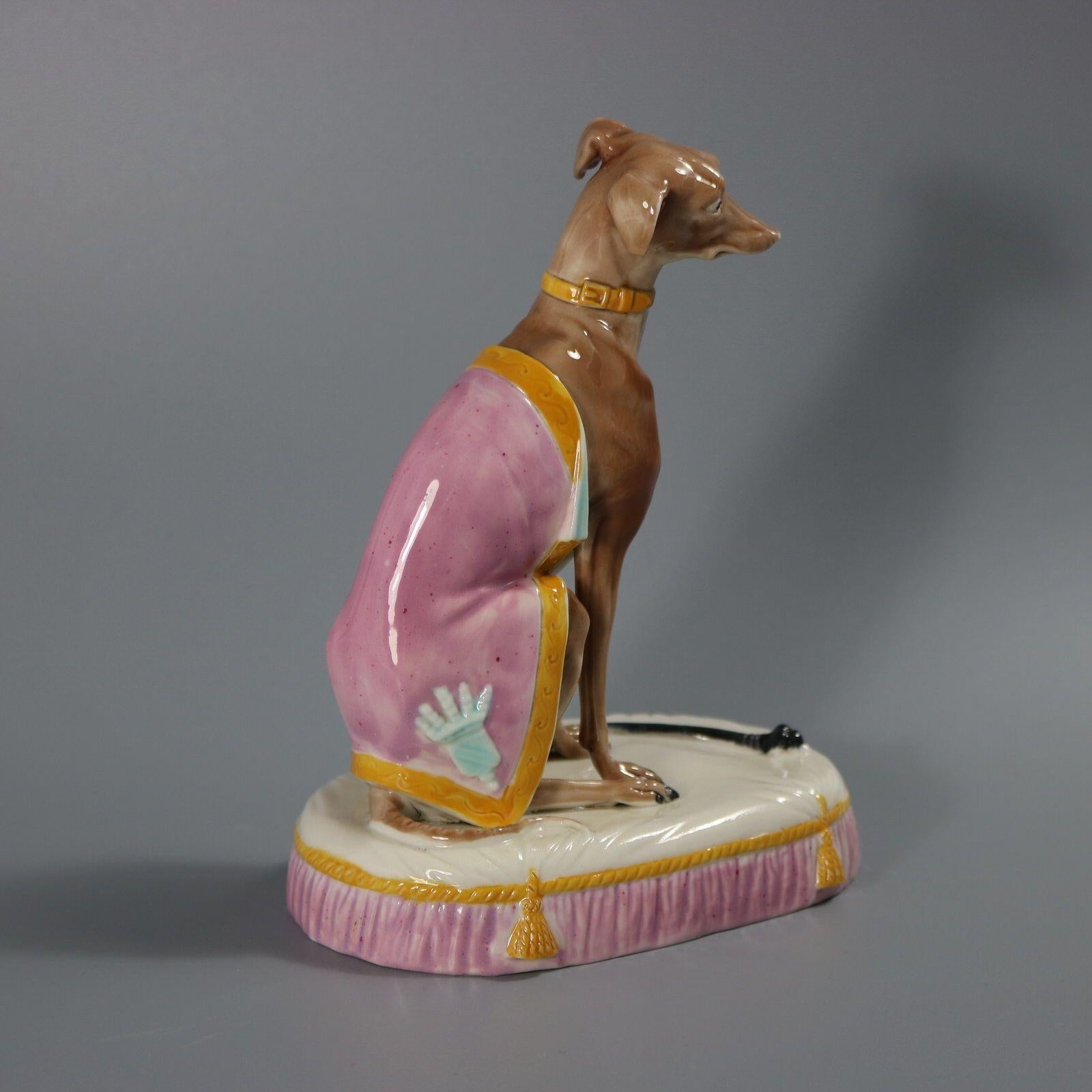 Figura di levriero in maiolica Royal Worcester in vendita 2