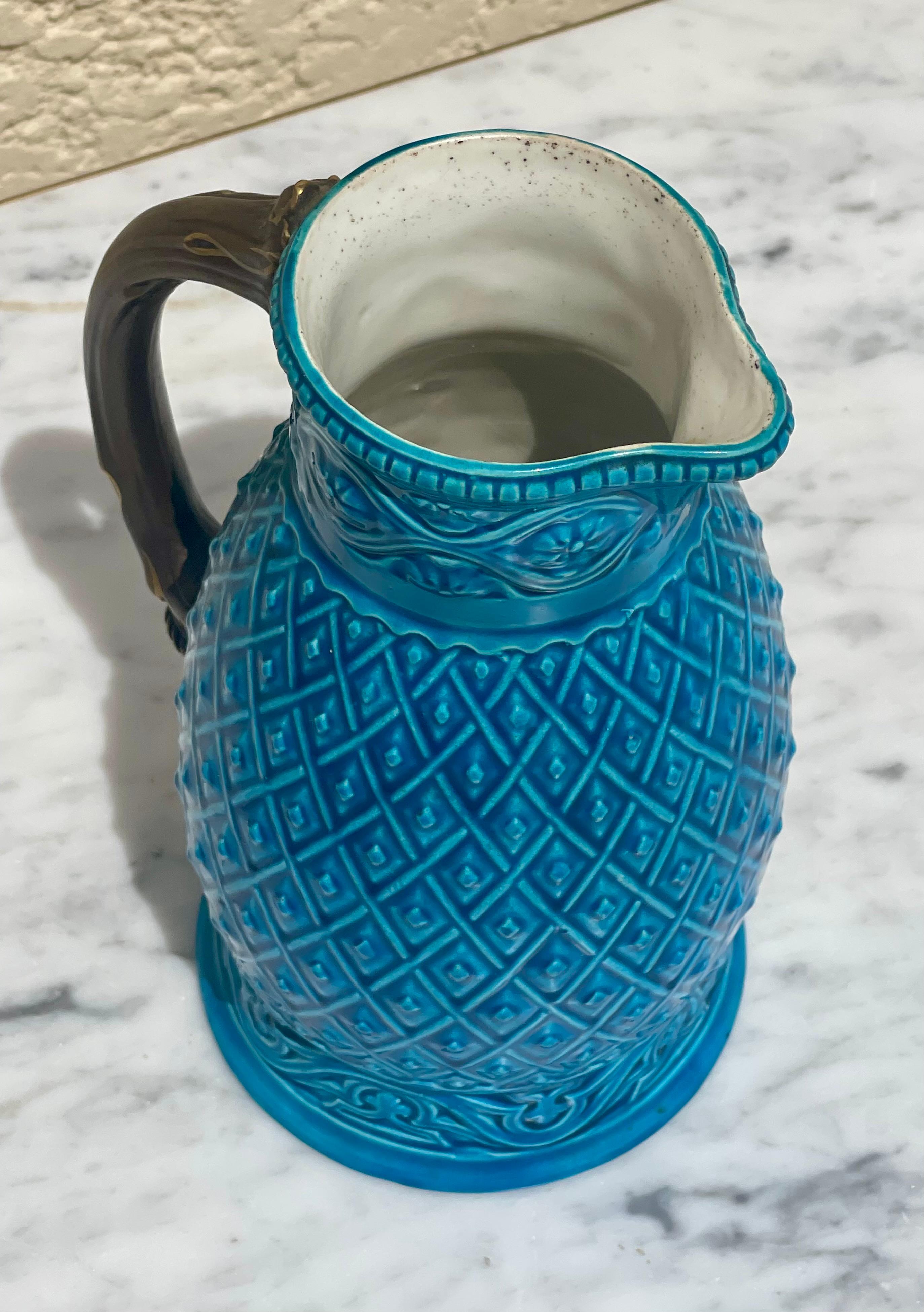 Pichet / cruche en majolique de Royal Worcester en vente 7