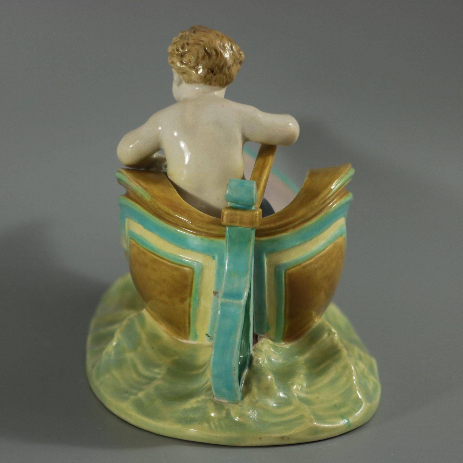 Royal Worcester Majolica Putti in Gondola Dish In Good Condition For Sale In Chelmsford, Essex