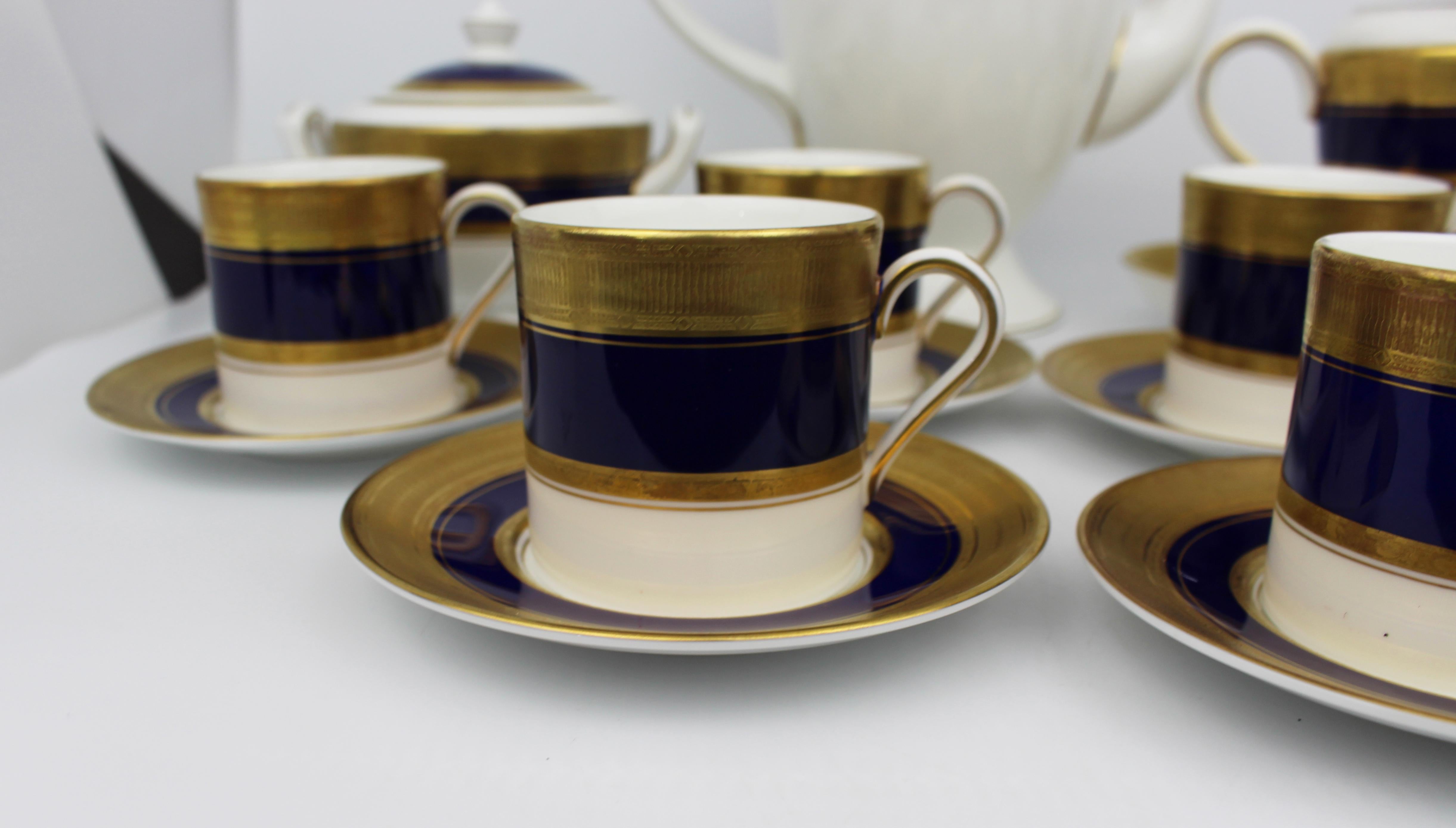 20ième siècle Service à café en porcelaine 