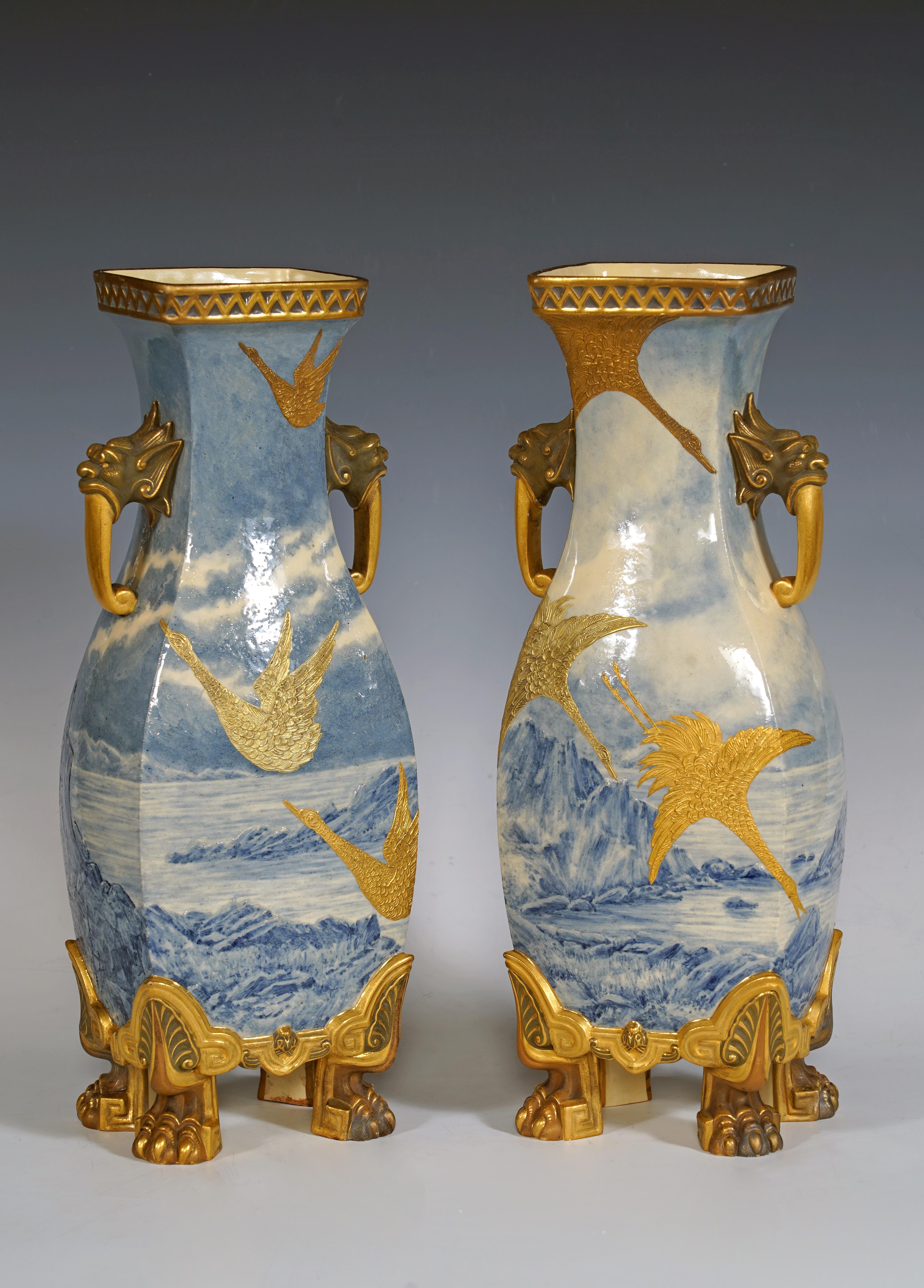 Royal Worcester, Pareja de jarrones de estilo japonés, Inglaterra, 1877 Japonismo en venta