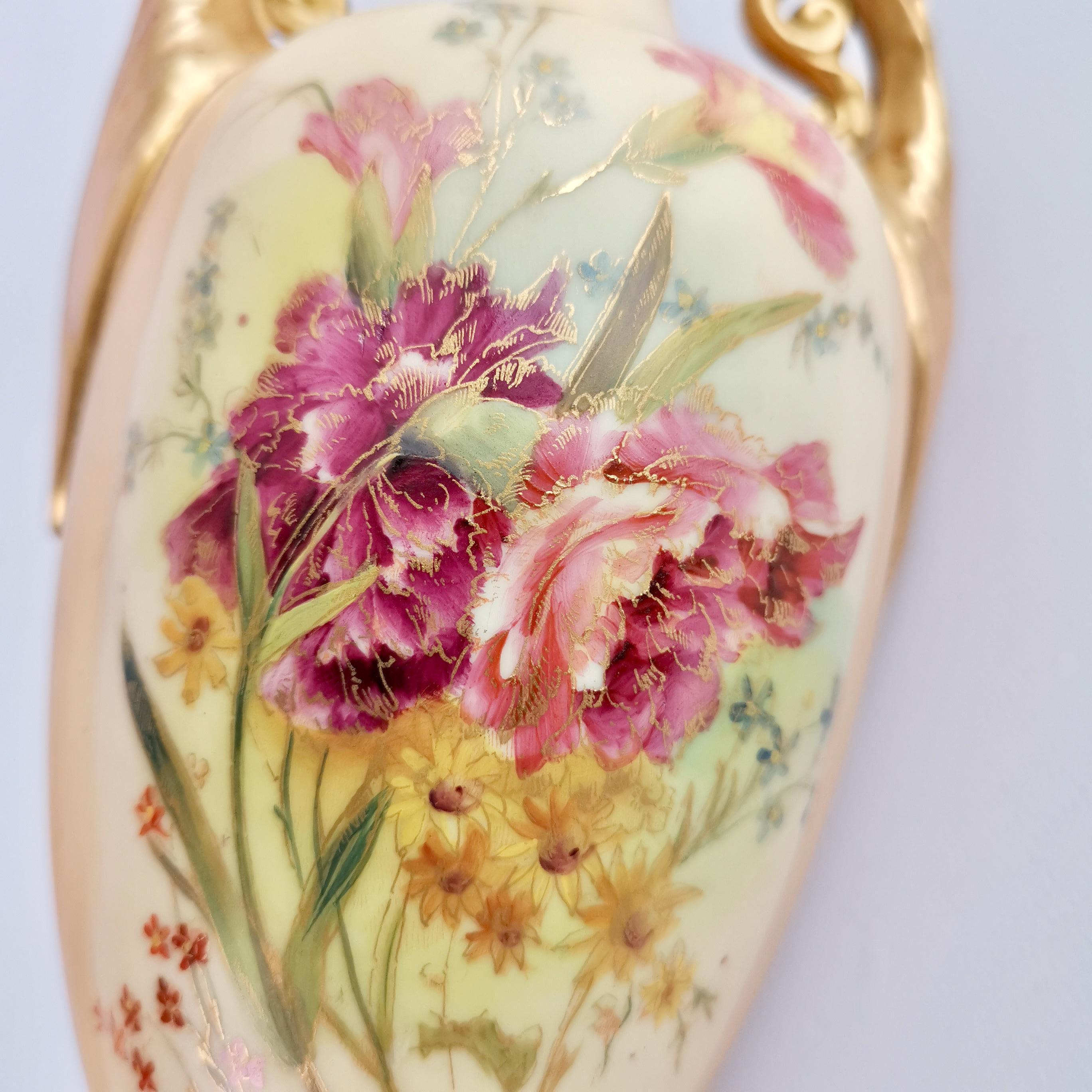 Hand-Painted Royal Worcester Pair of Porcelain Vases, Blush Ivory, Flowers, Edwardian, 1907