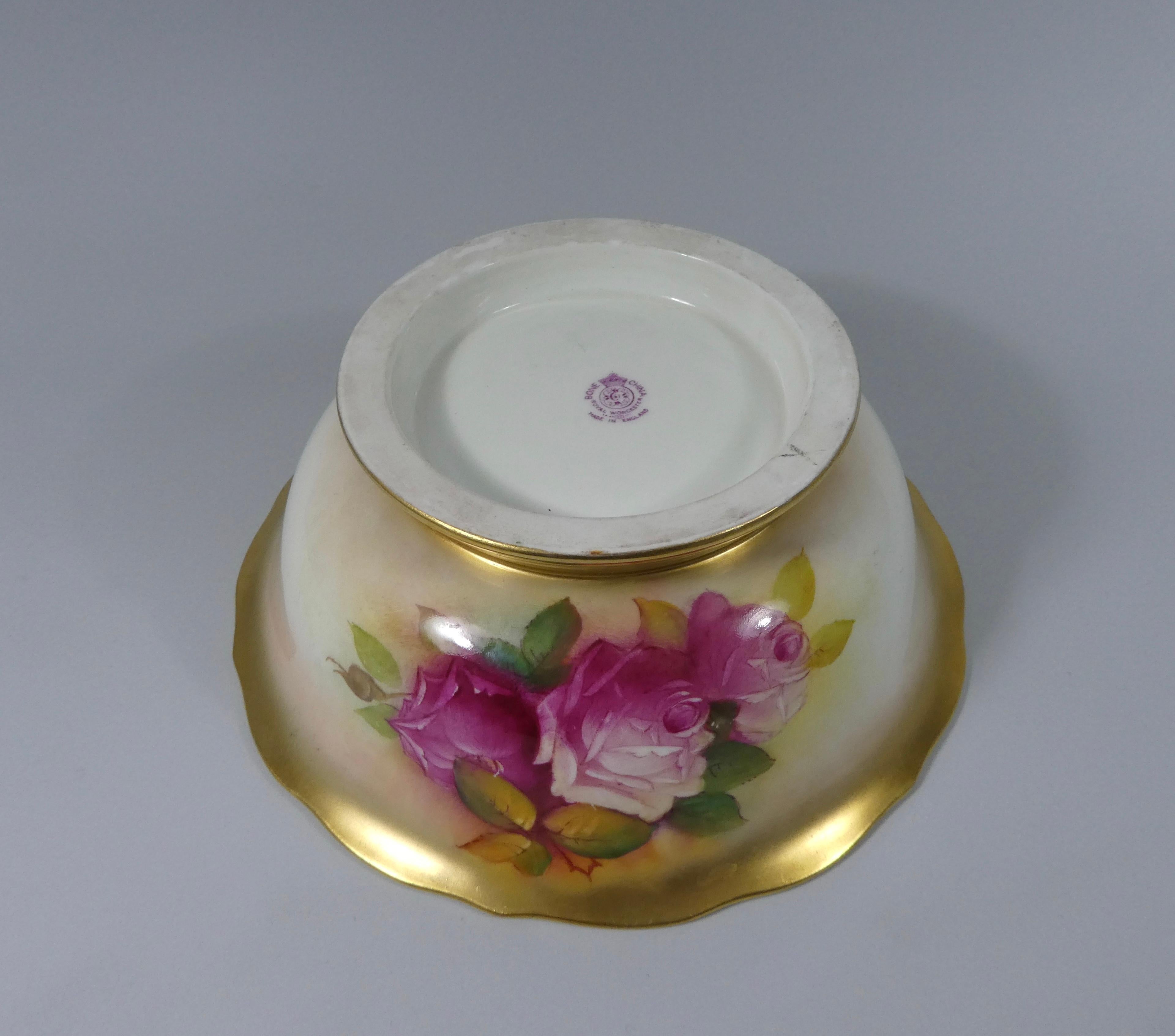 Royal Worcester Porcelain Bowl, Roses, by Mildred Hunt, Dated 1939 3