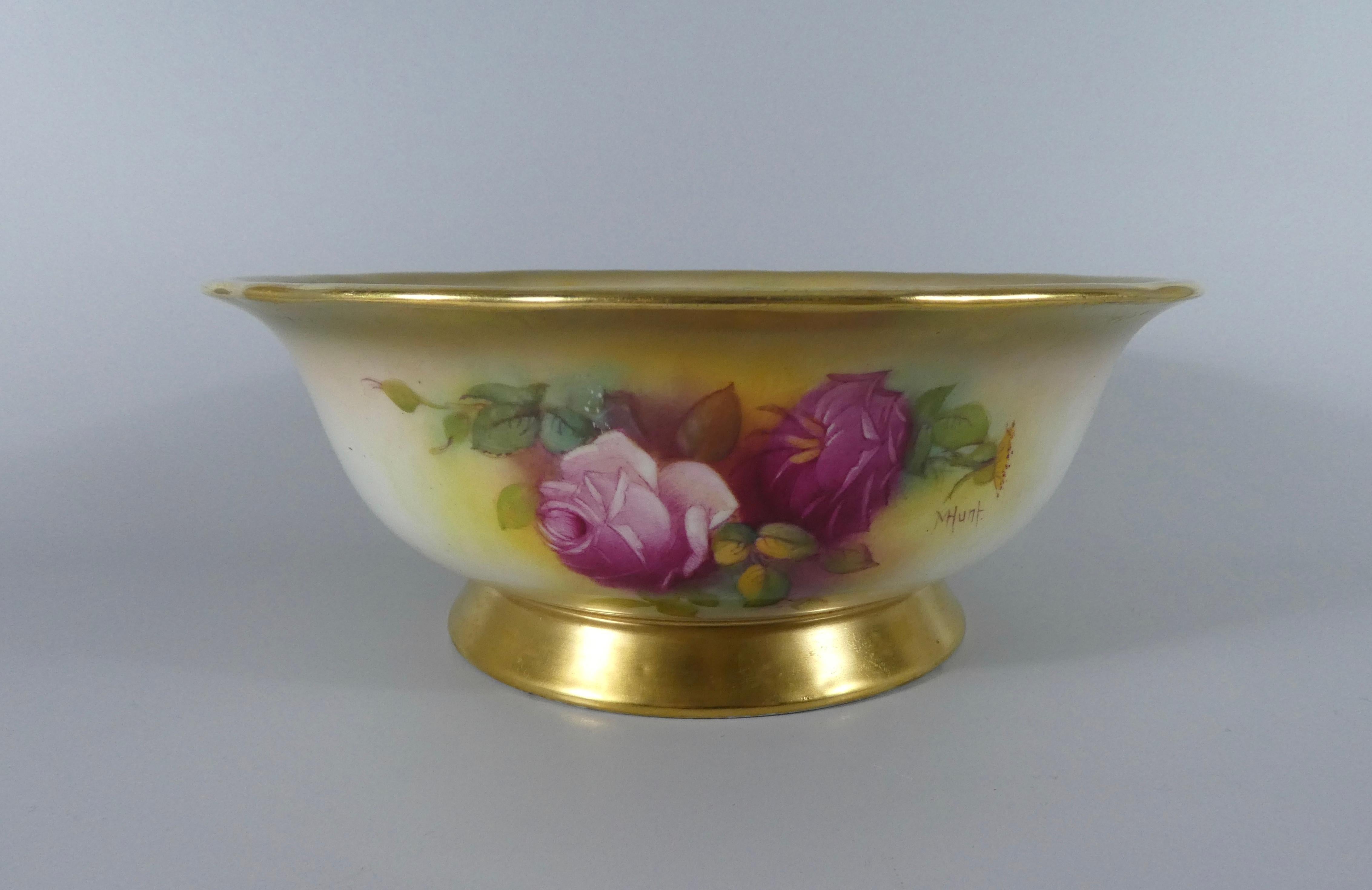 Victorian Royal Worcester Porcelain Bowl, Roses, by Mildred Hunt, Dated 1939