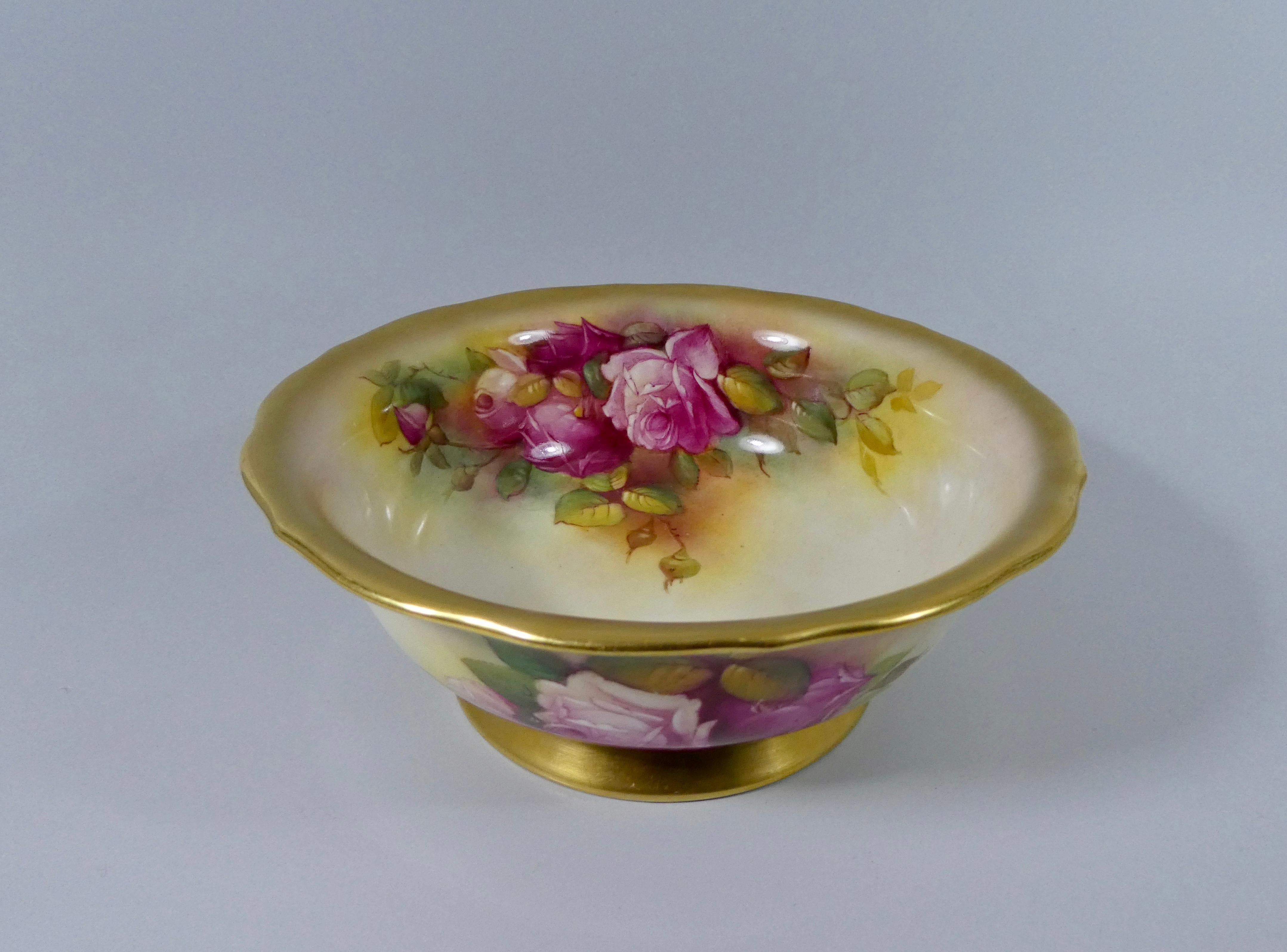 English Royal Worcester Porcelain Bowl, Roses, by Mildred Hunt, Dated 1939