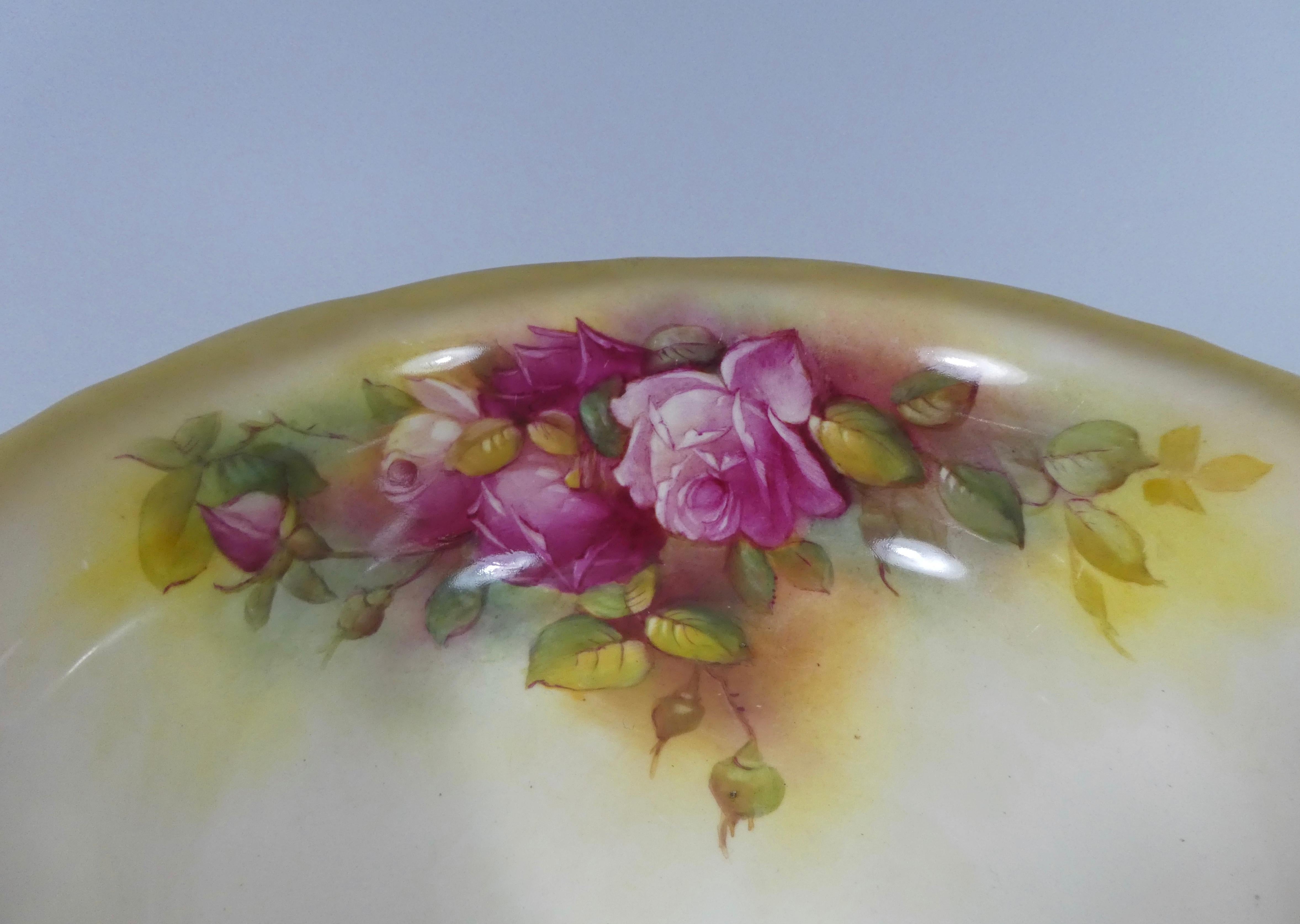 English Royal Worcester Porcelain Bowl, Roses, by Mildred Hunt, Dated 1939