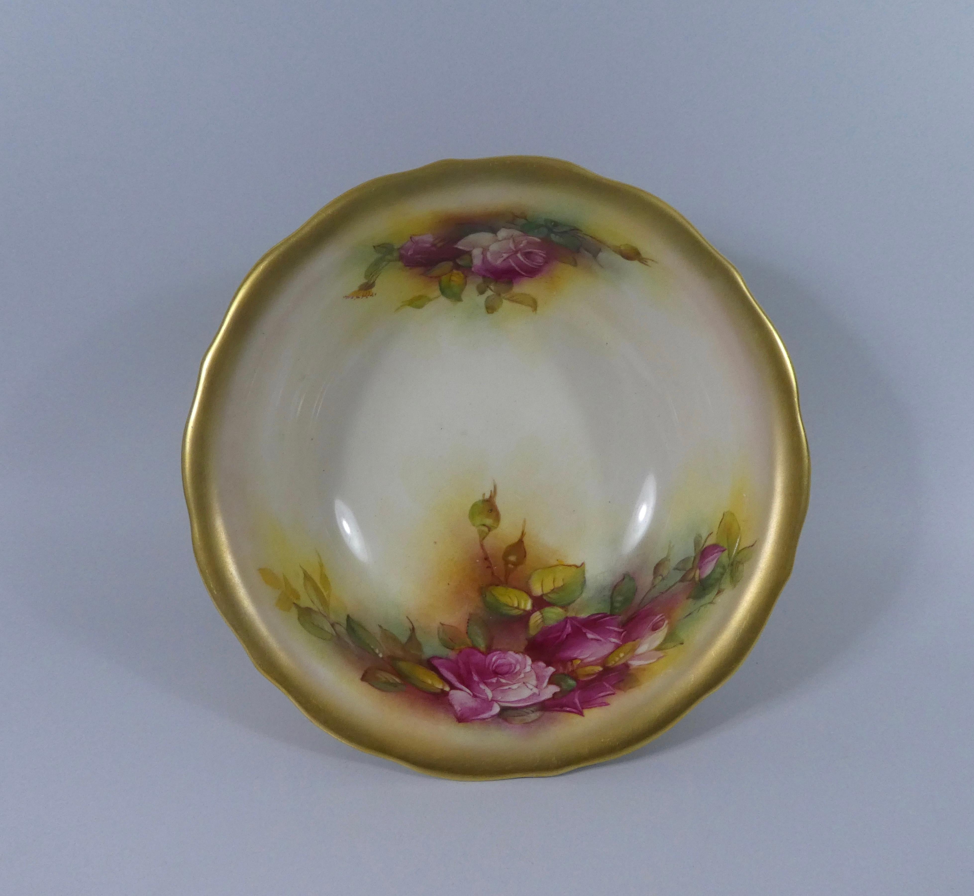 Royal Worcester Porcelain Bowl, Roses, by Mildred Hunt, Dated 1939 2