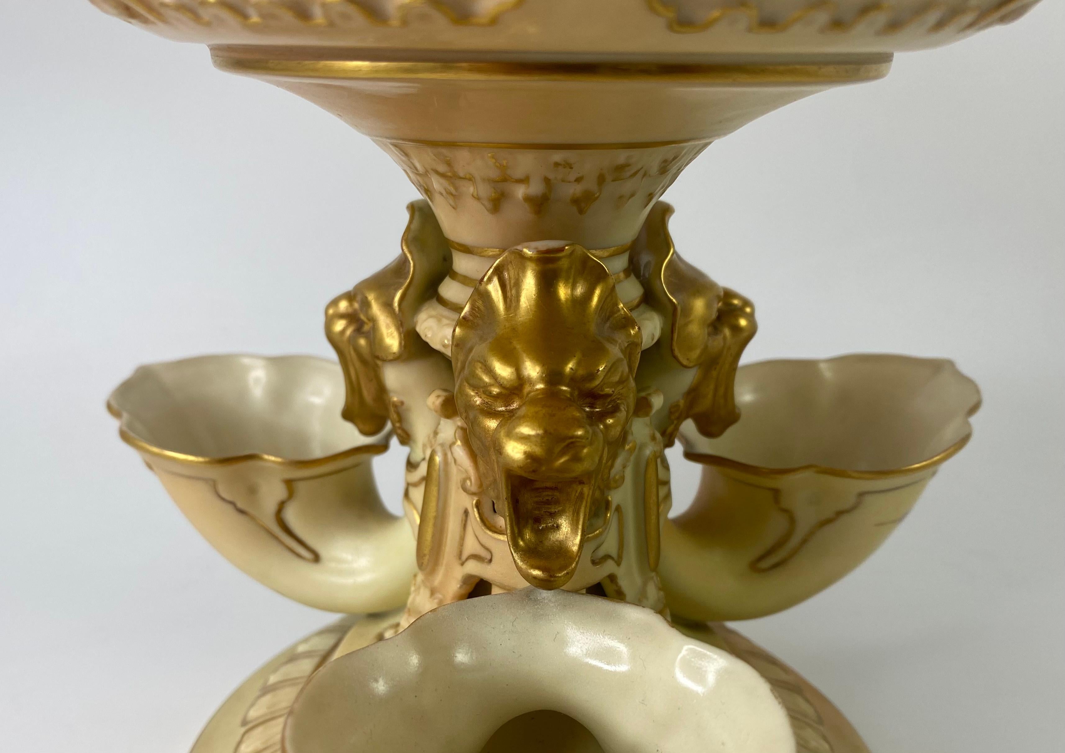 Royal Worcester Porcelain ‘Flower Bowl’, Dated 1912 3