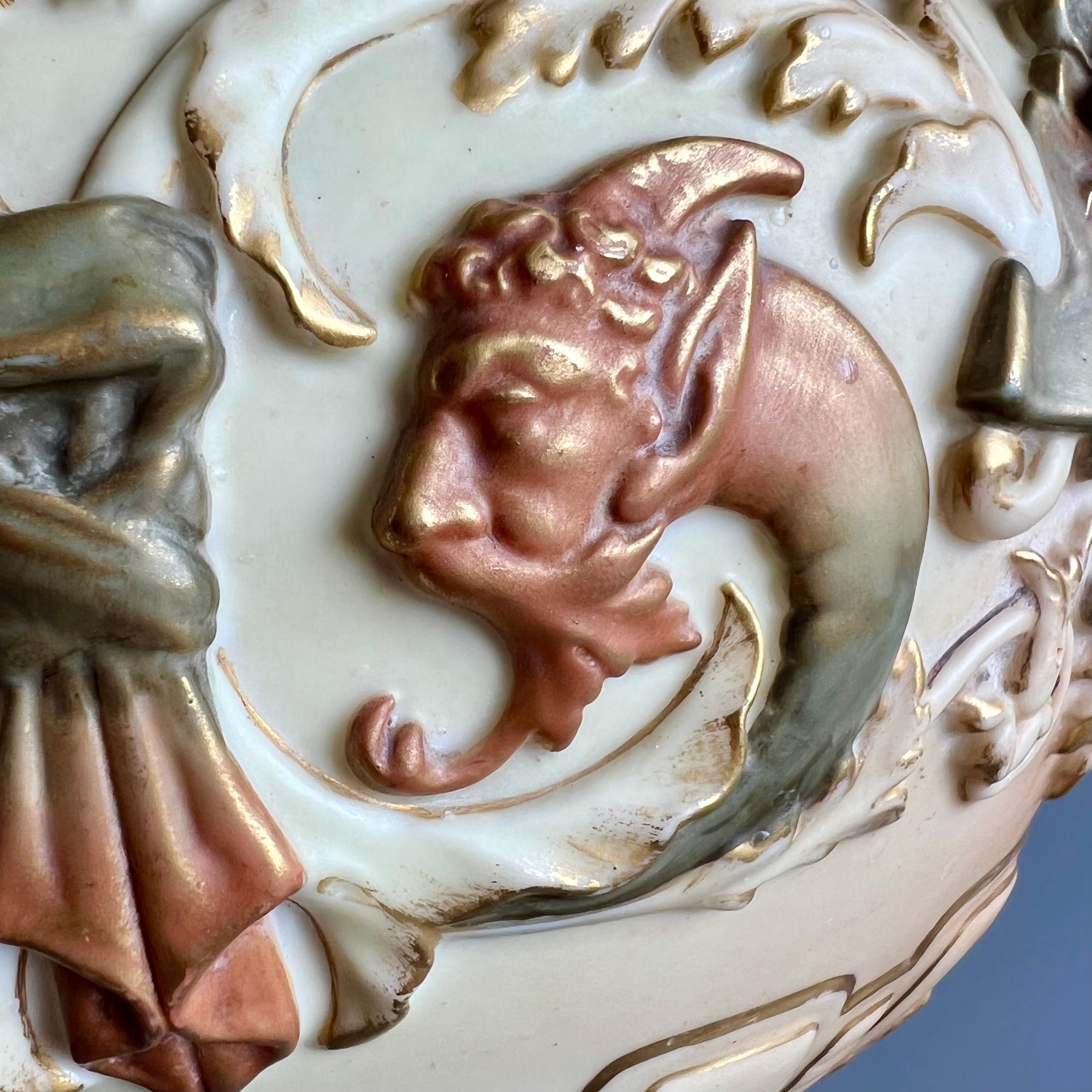 Royal Worcester Porcelain Jardiniere, Blush Ivory Satyr Masks, Victorian 1901 2