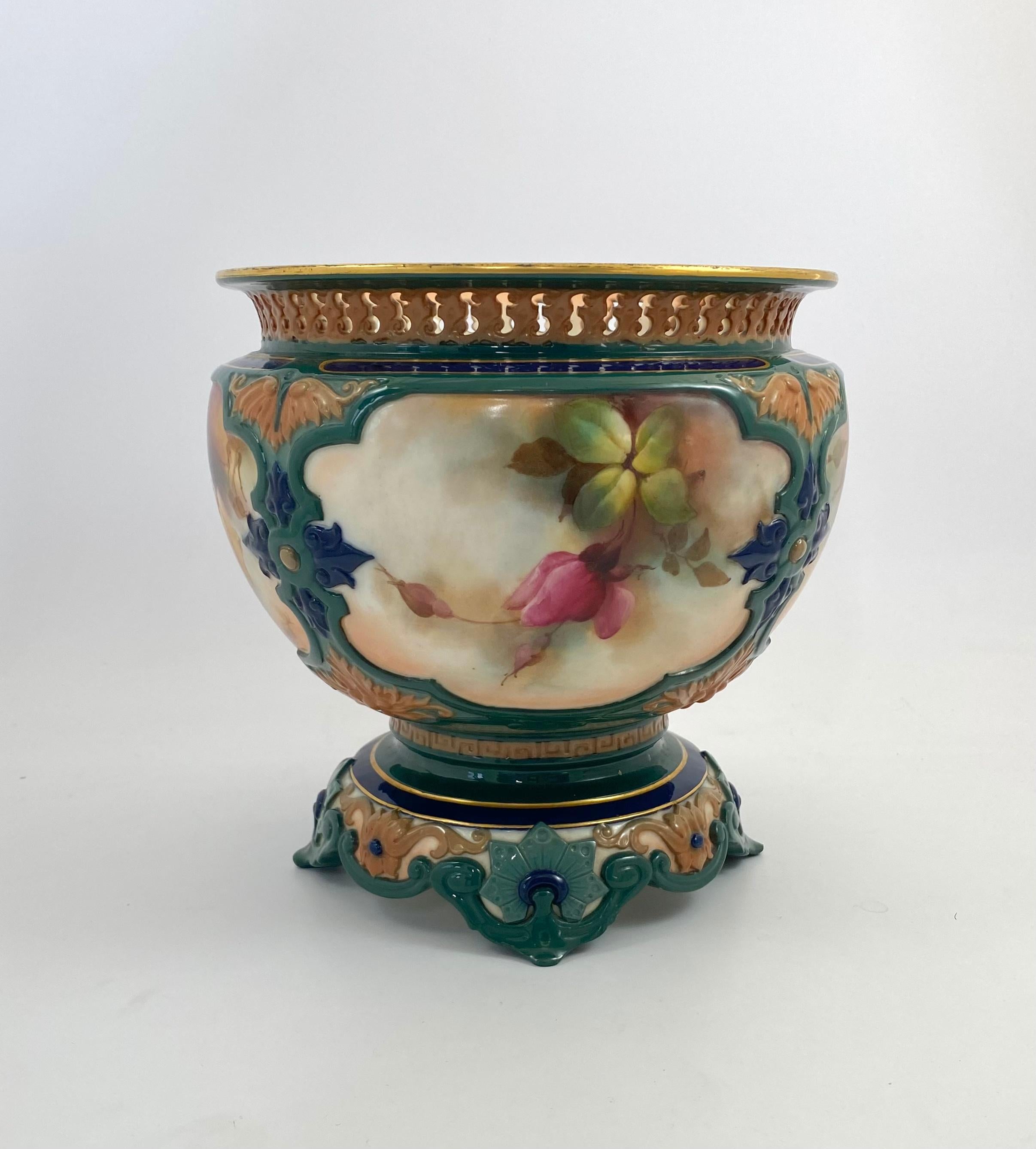 English Royal Worcester Porcelain Jardiniere, ‘Roses’, Dated 1907