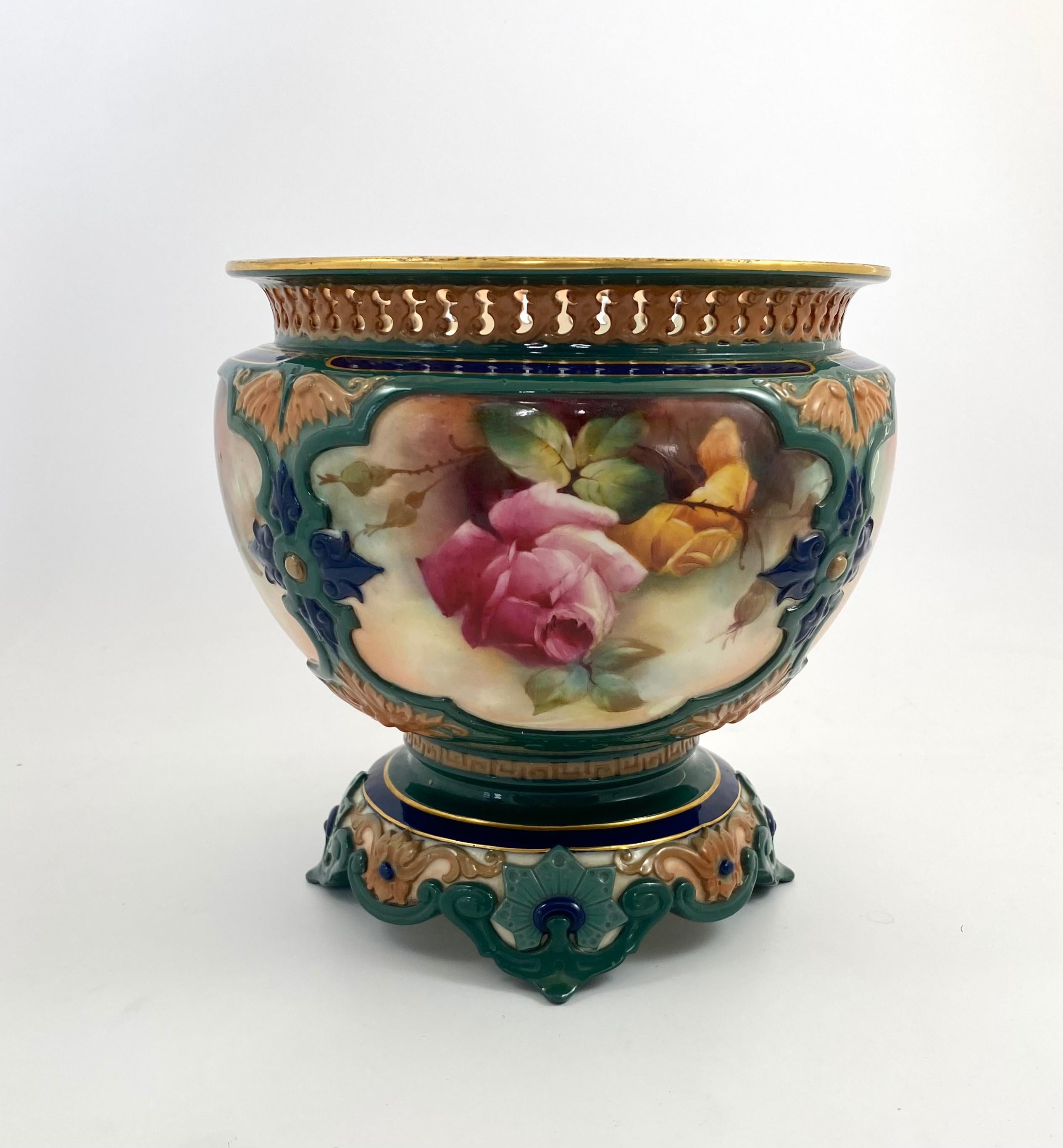 Royal Worcester Porcelain Jardiniere, ‘Roses’, Dated 1907 In Excellent Condition In Gargrave, North Yorkshire