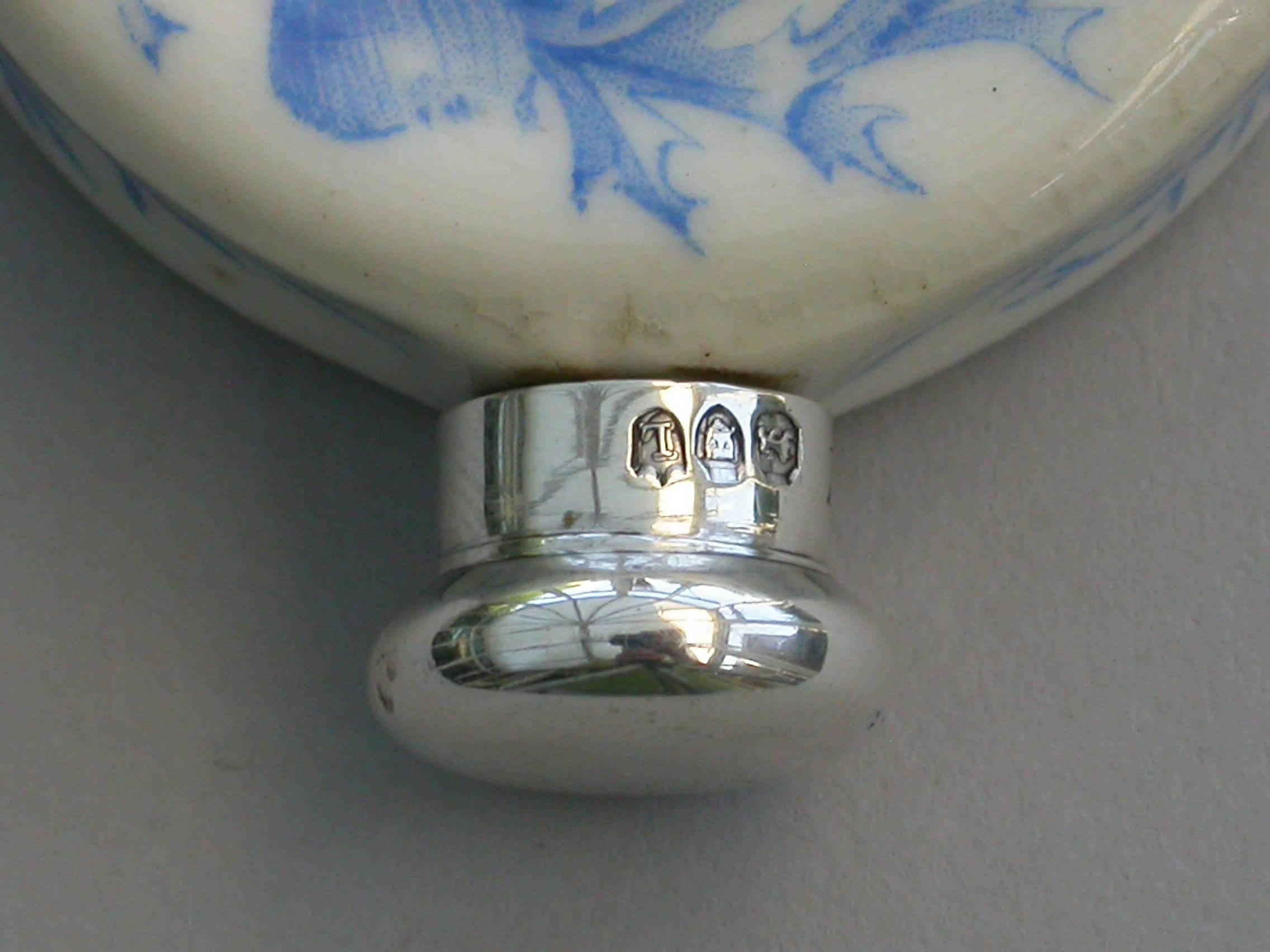 English Royal Worcester Porcelain & Silver Queen Victoria's Golden Jubilee Scent Bottle For Sale