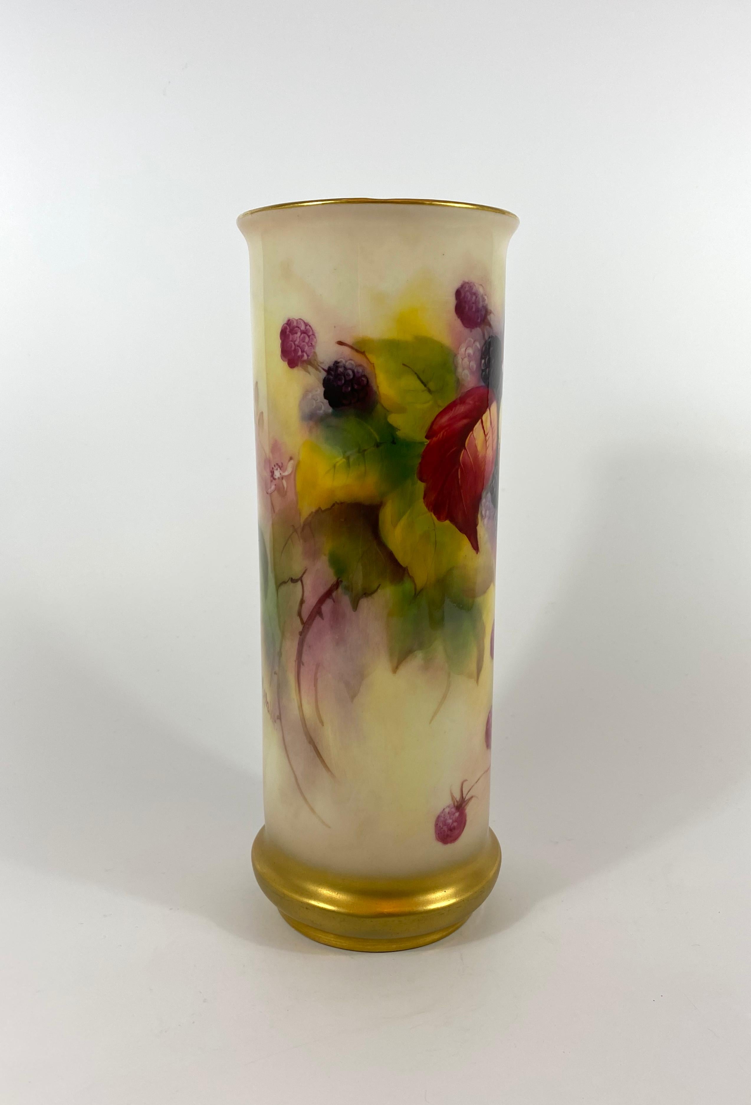 £490.00
Royal Worcester porcelain, a large spill vase, dated 1930. Finely painted by Kitty Blake, with a study of berries and autumn leaves. Gilded to the rim, and foot rim.
Signed K. Blake.
Printed puce and date code for 1930 to the