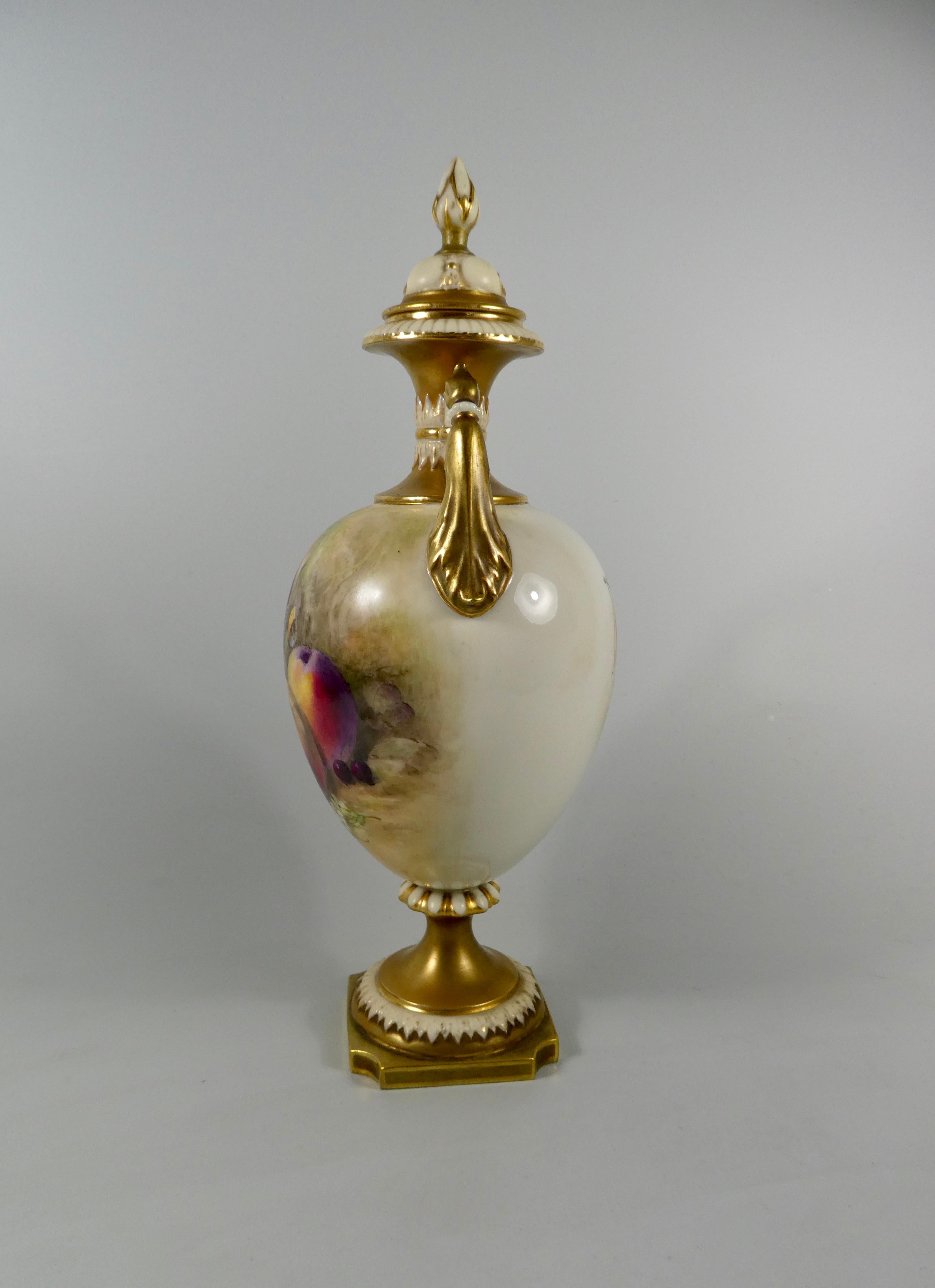 Royal Worcester Porcelain Vase, Fruit Painted by William Ricketts, circa 1915 1