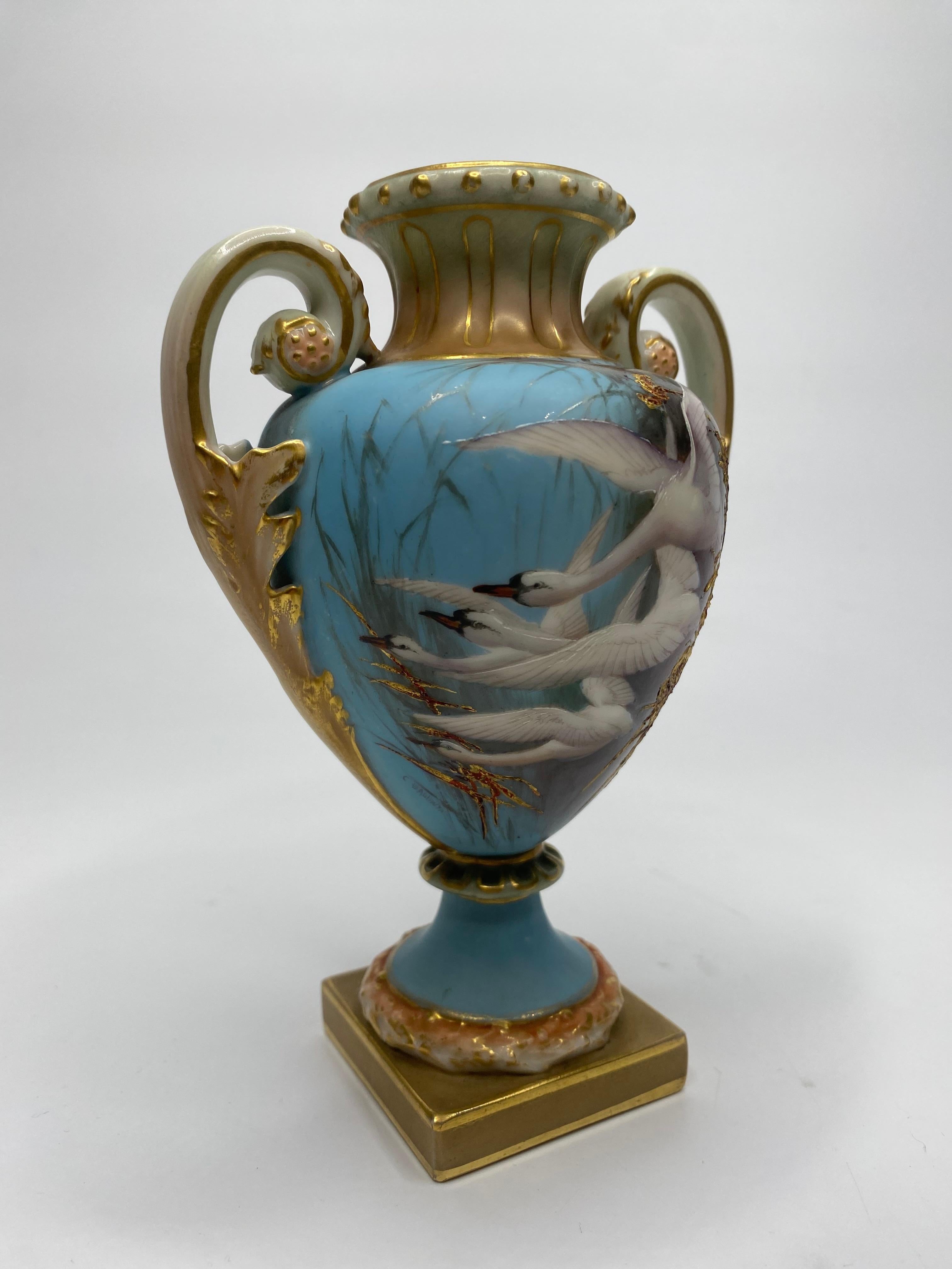 Royal Worcester porcelain vases. Swans by Charles Baldwyn, d. 1904. For Sale 5