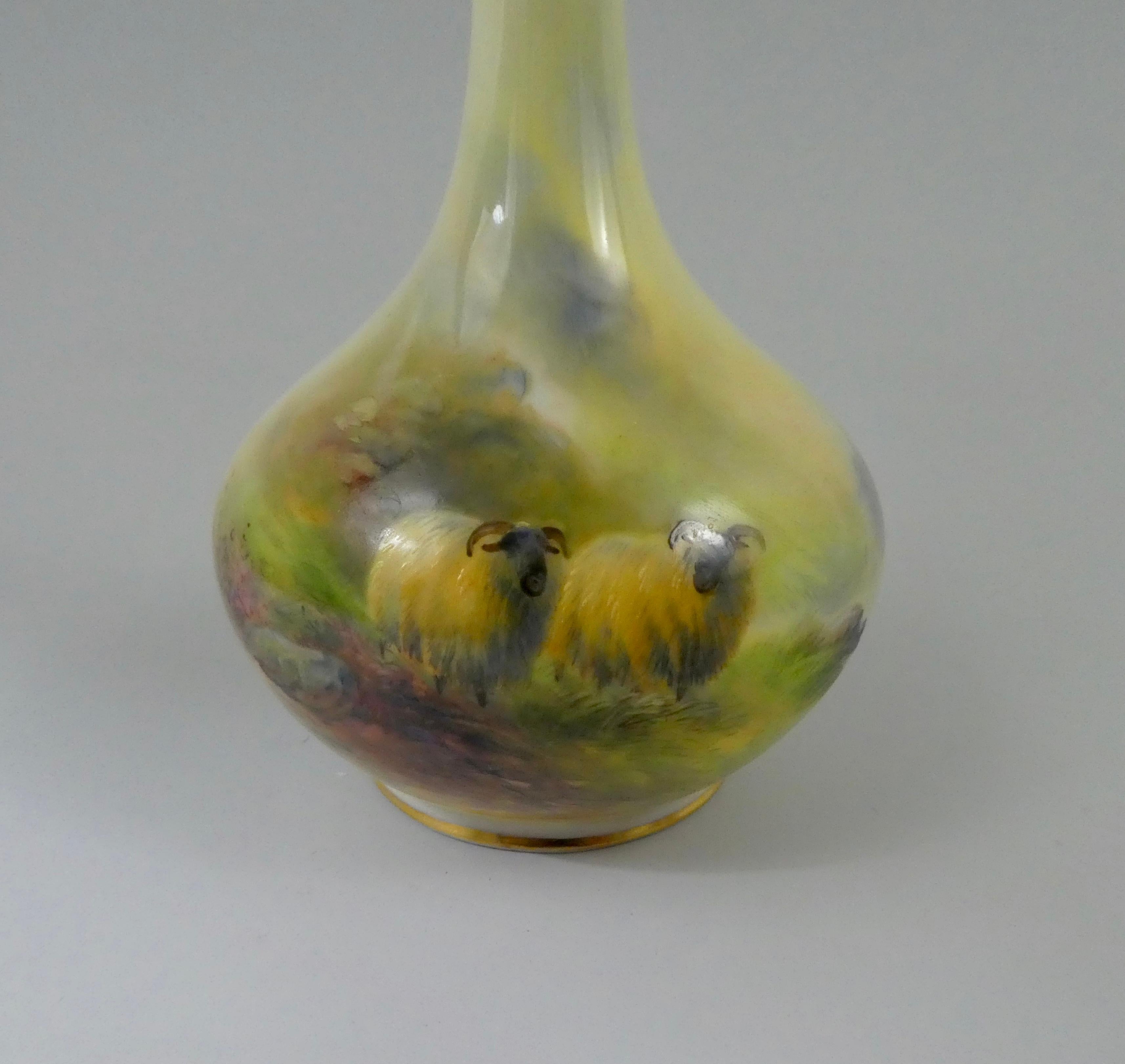 Royal Worcester porcelain vase.Sheep by Harry Davis, dated 1914. In Excellent Condition In Gargrave, North Yorkshire