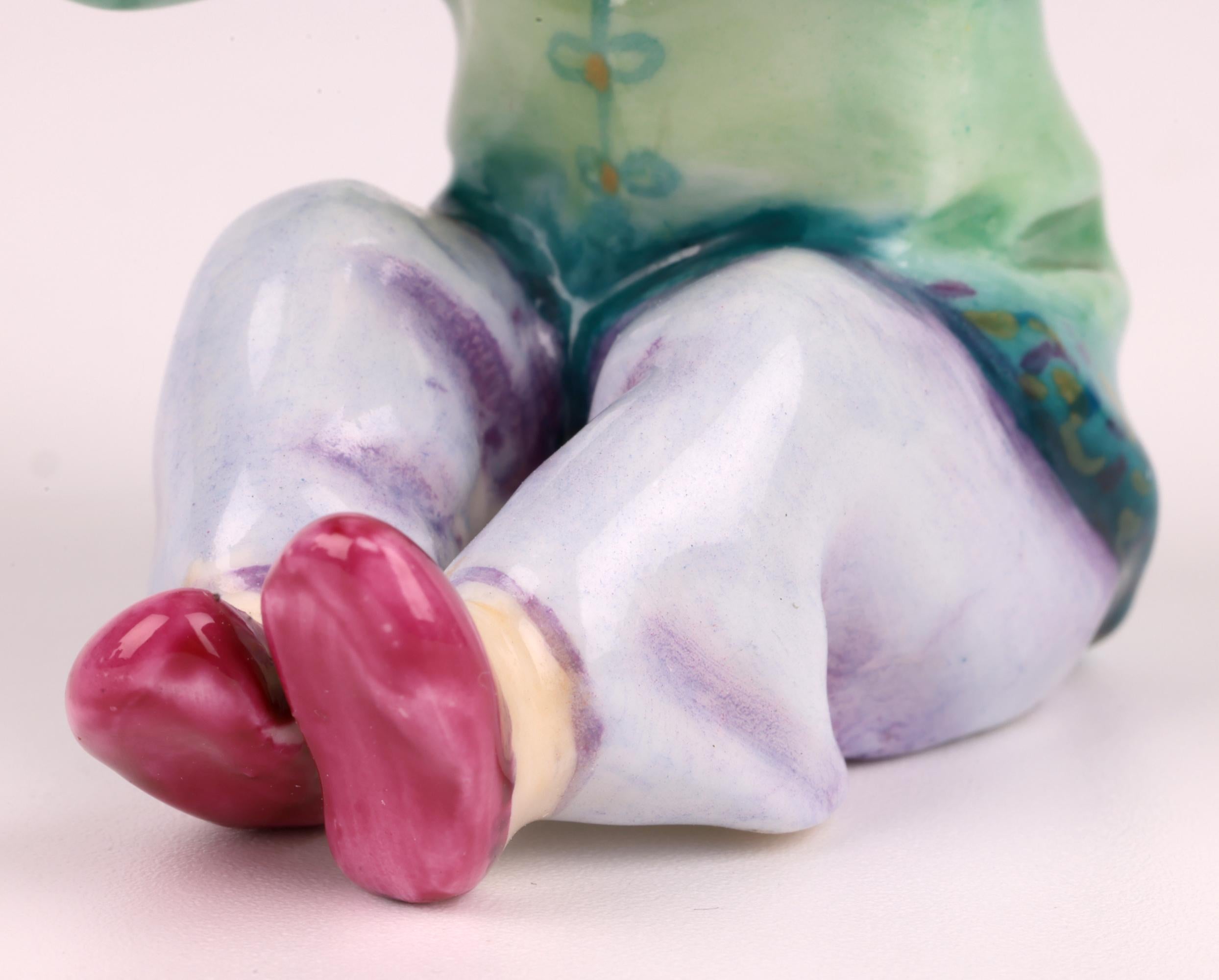 Royal Worcester Seltene Porzellanfigur von Freda G Doughty (Moderne der Mitte des Jahrhunderts) im Angebot