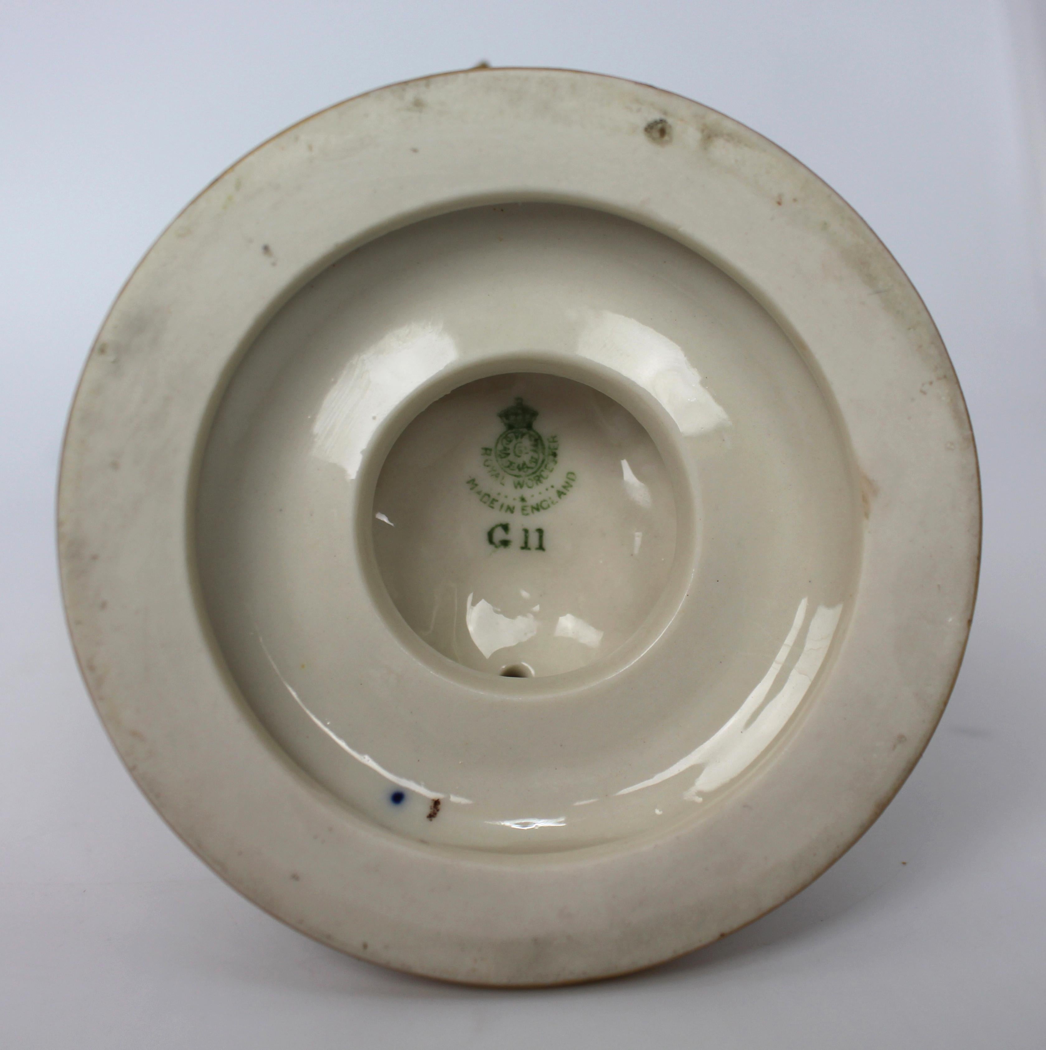 Royal Worcester Reticulated Pot Pourri Vase c.1923 For Sale 9