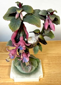 Hummingbird Royal Worcester enroulé de Dorothy Doughty avec fourche personnalisée