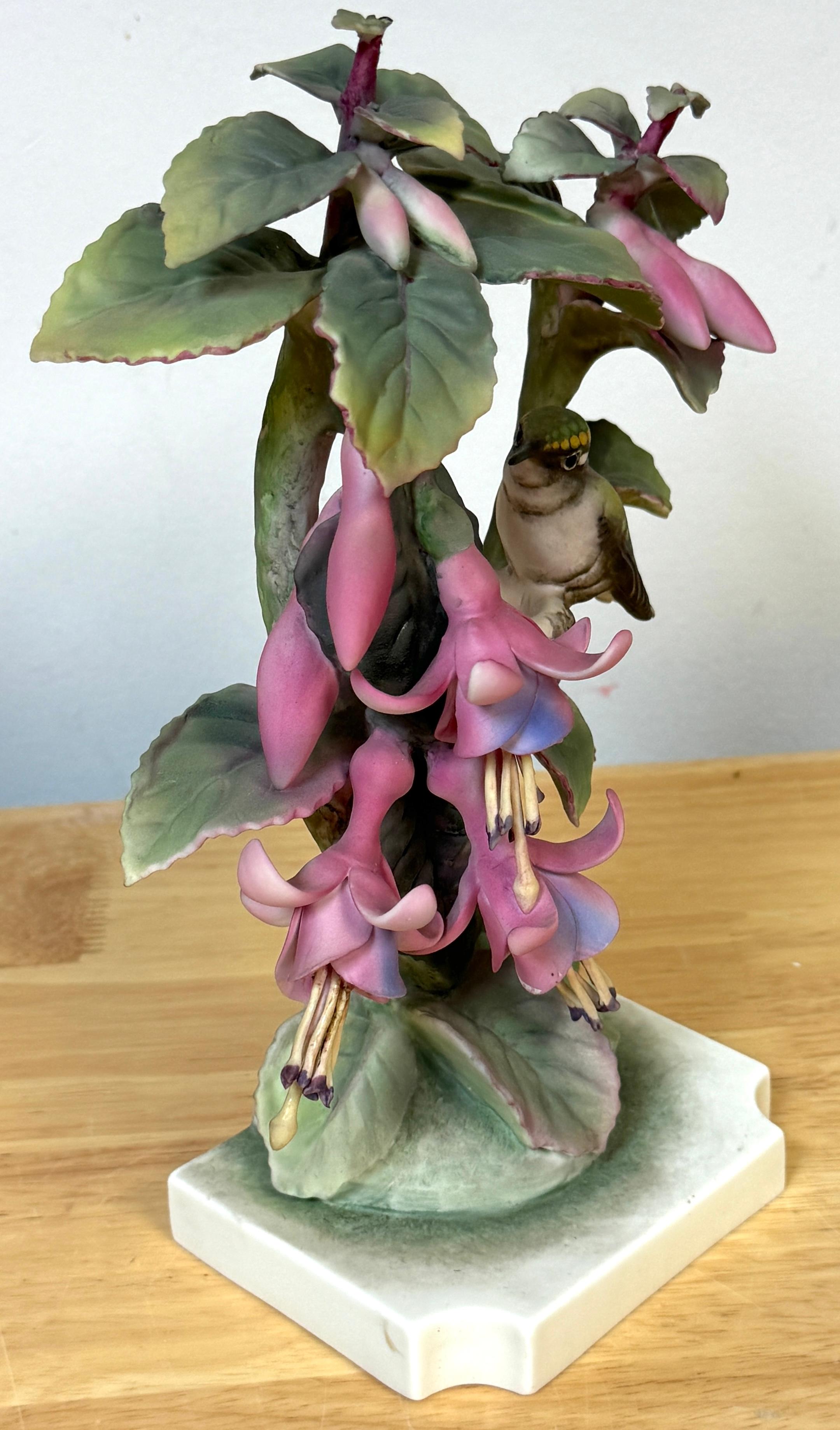 Colibrí garganta de rubí Royal Worcester de Dorothy Doughty con caja personalizada Pintado a mano en venta