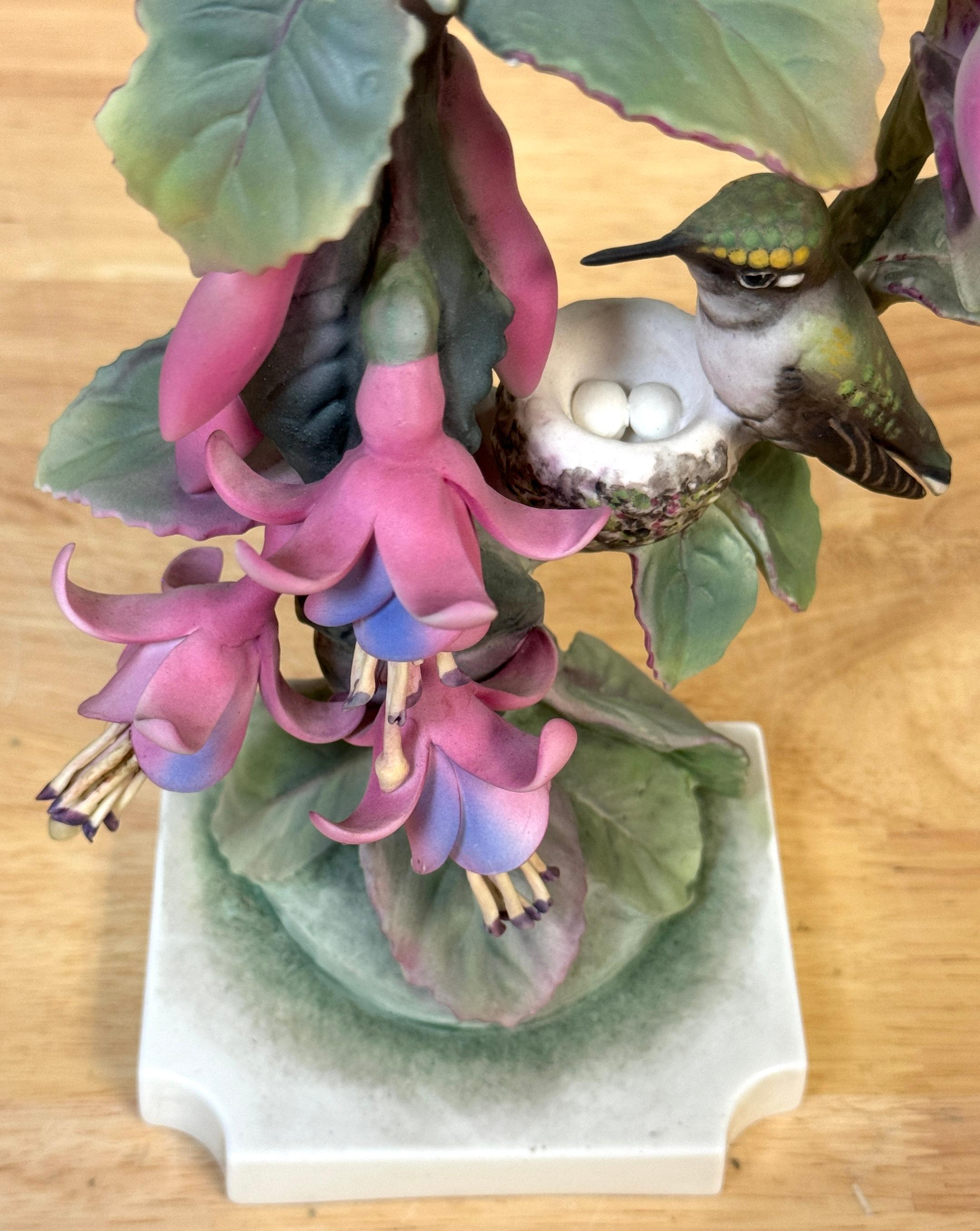 Colibrí garganta de rubí Royal Worcester de Dorothy Doughty con caja personalizada en venta 2