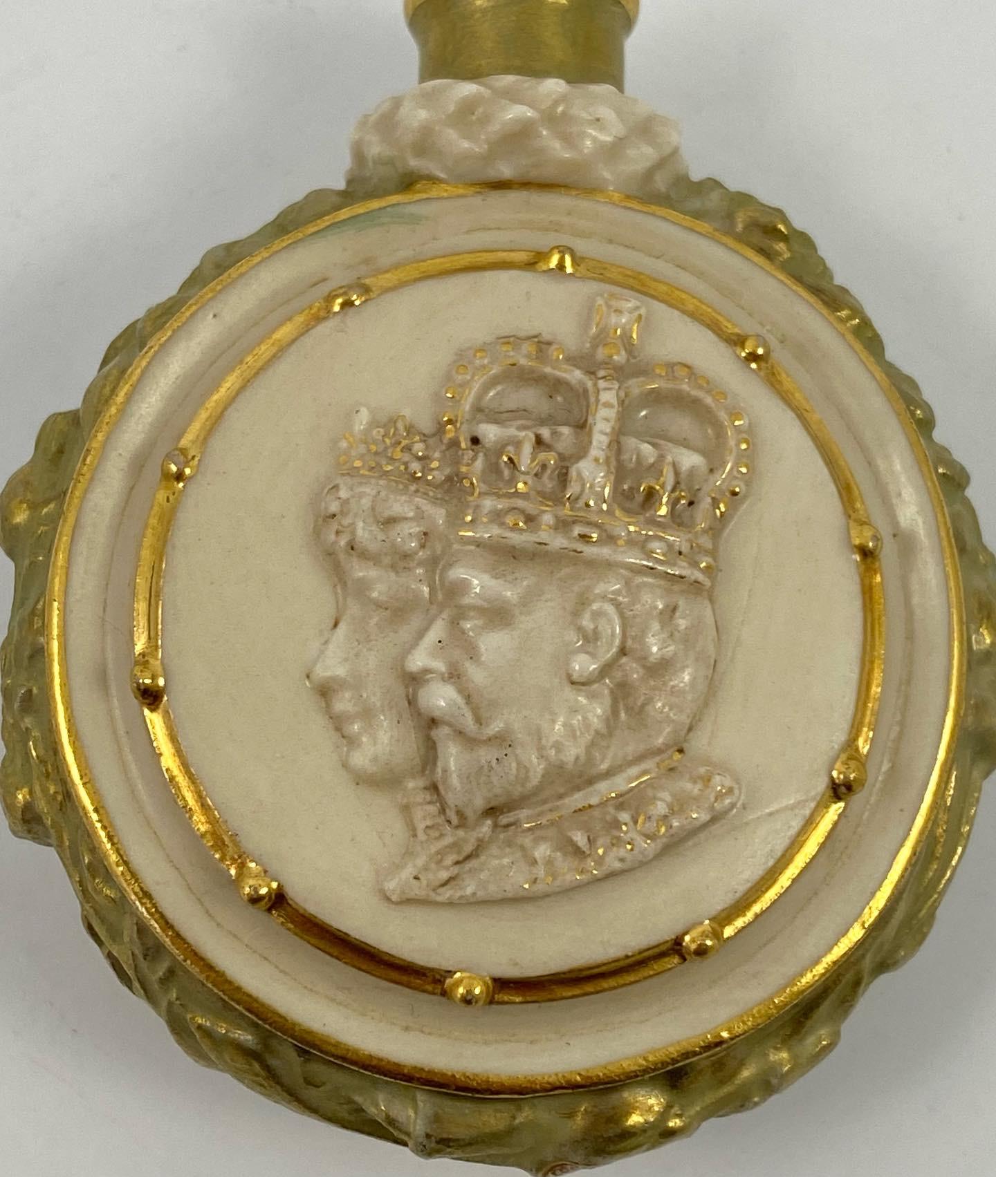 English Royal Worcester Scent Bottle, George v Coronation, 1911