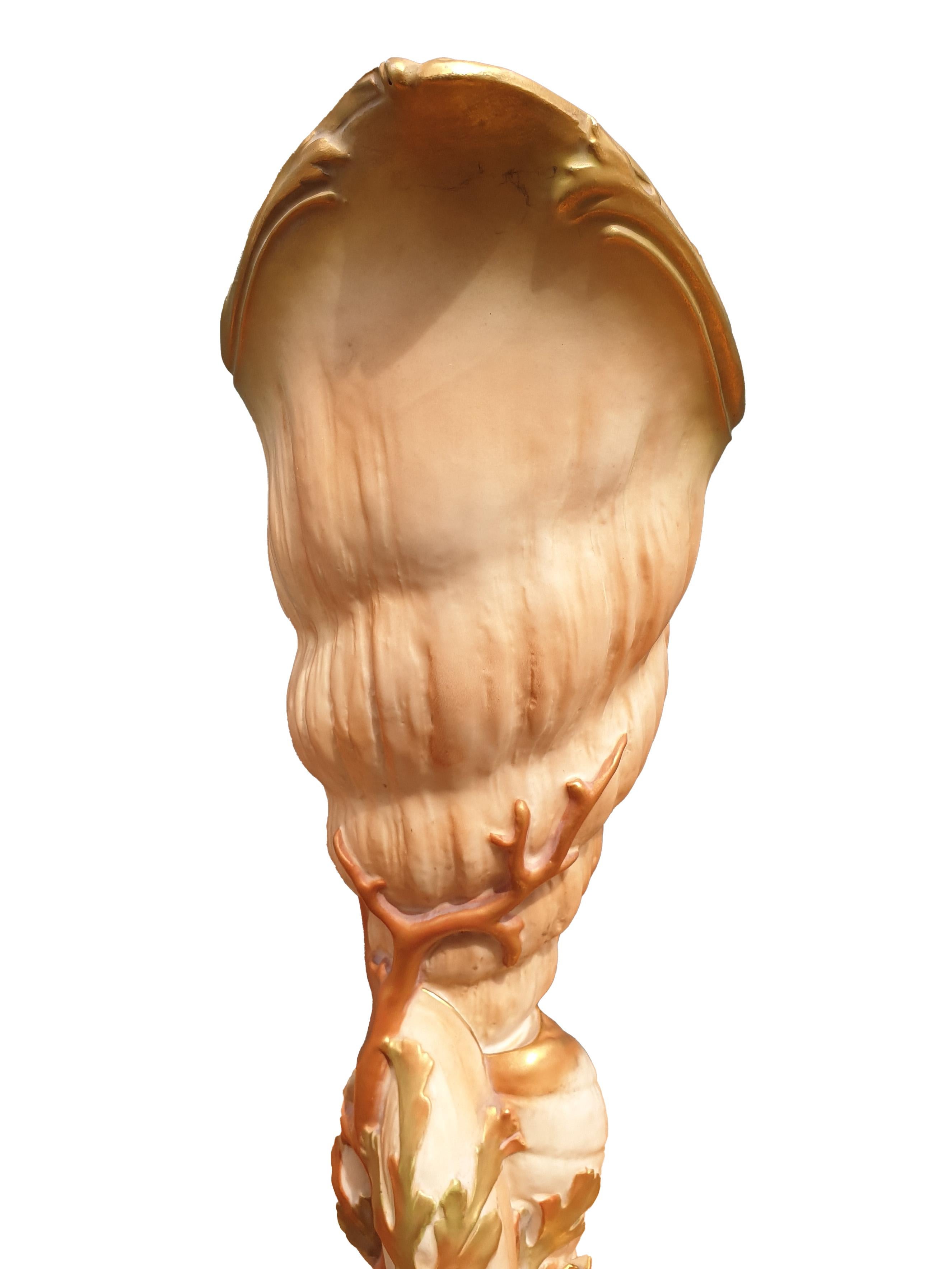 Royal Worcester Shell Vase For Sale 3